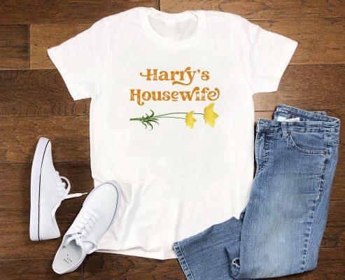 Art Text Harry’s Housewife Unisex T-Shirt Art Text Harry’s Housewife Unisex T-Shirt