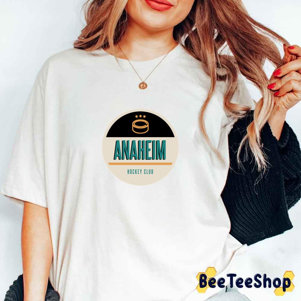 Vintage Logo Club Anaheim Ducks Hockey Unisex T-Shirt Vintage Logo Club Anaheim Ducks Hockey Unisex T-Shirt