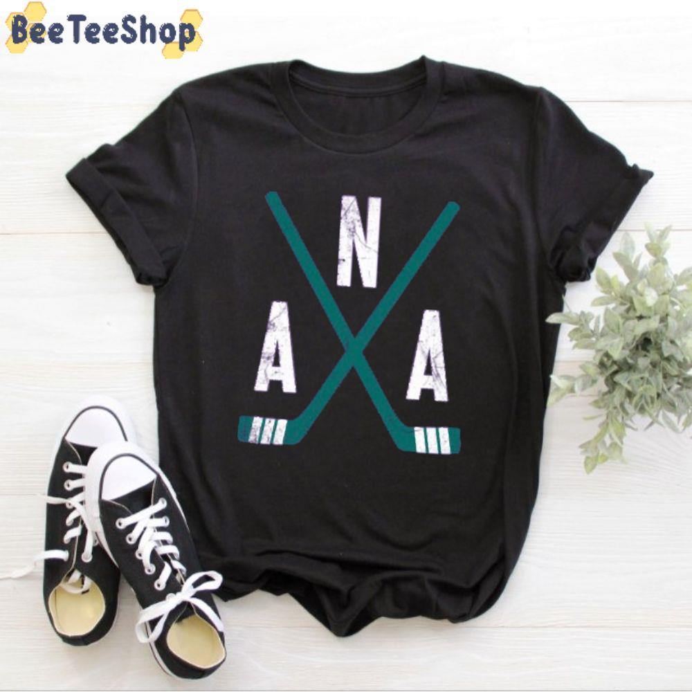 Vintage Style Anaheim Ducks Hockey Unisex T-Shirt Vintage Style Anaheim Ducks Hockey Unisex T-Shirt