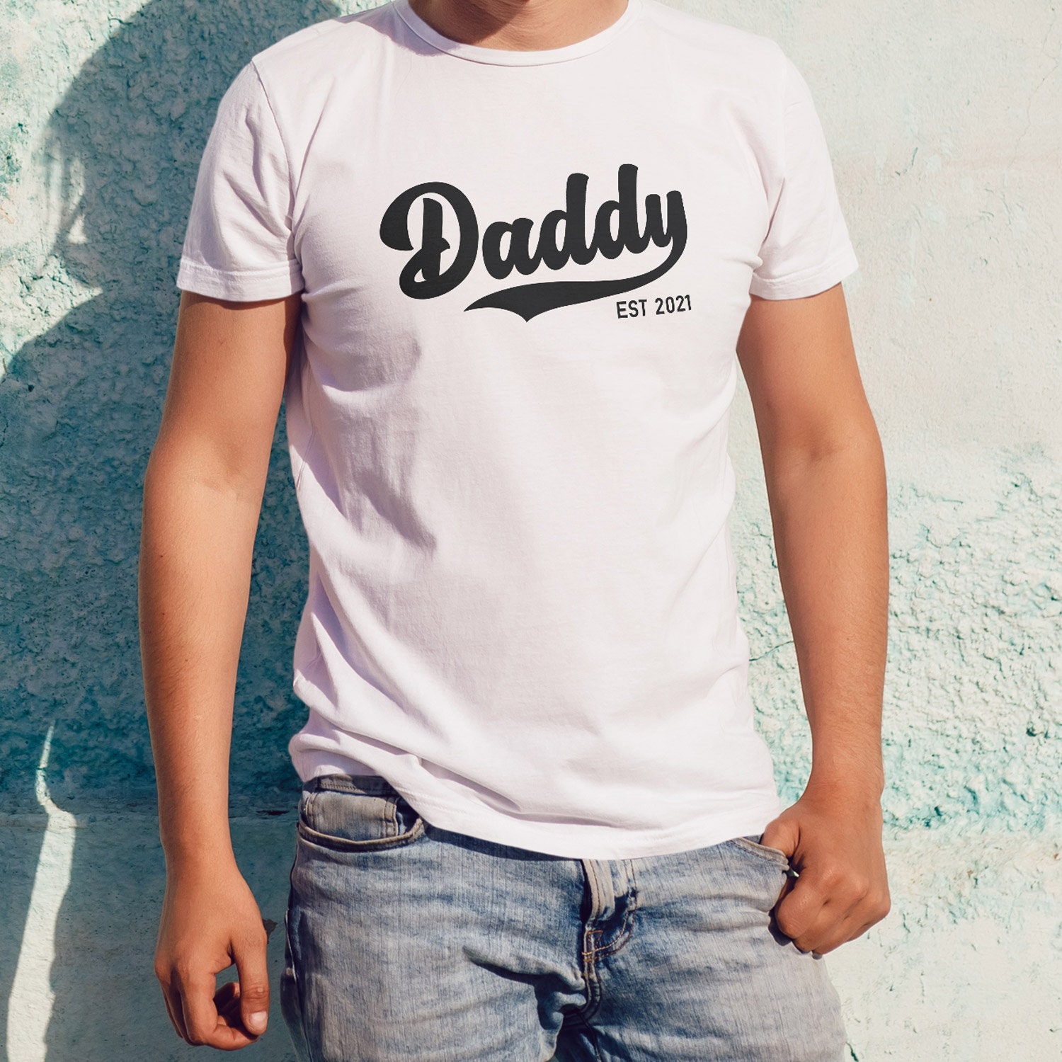 Art Text Dad Est 2021 Happy Father's Day Unisex T-Shirt Art Text Dad Est 2021 Happy Father's Day Unisex T-Shirt