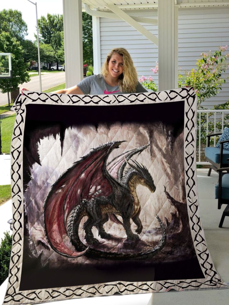 Dragon In The Cave Quilt Blanket Dragon In The Cave Quilt Blanket