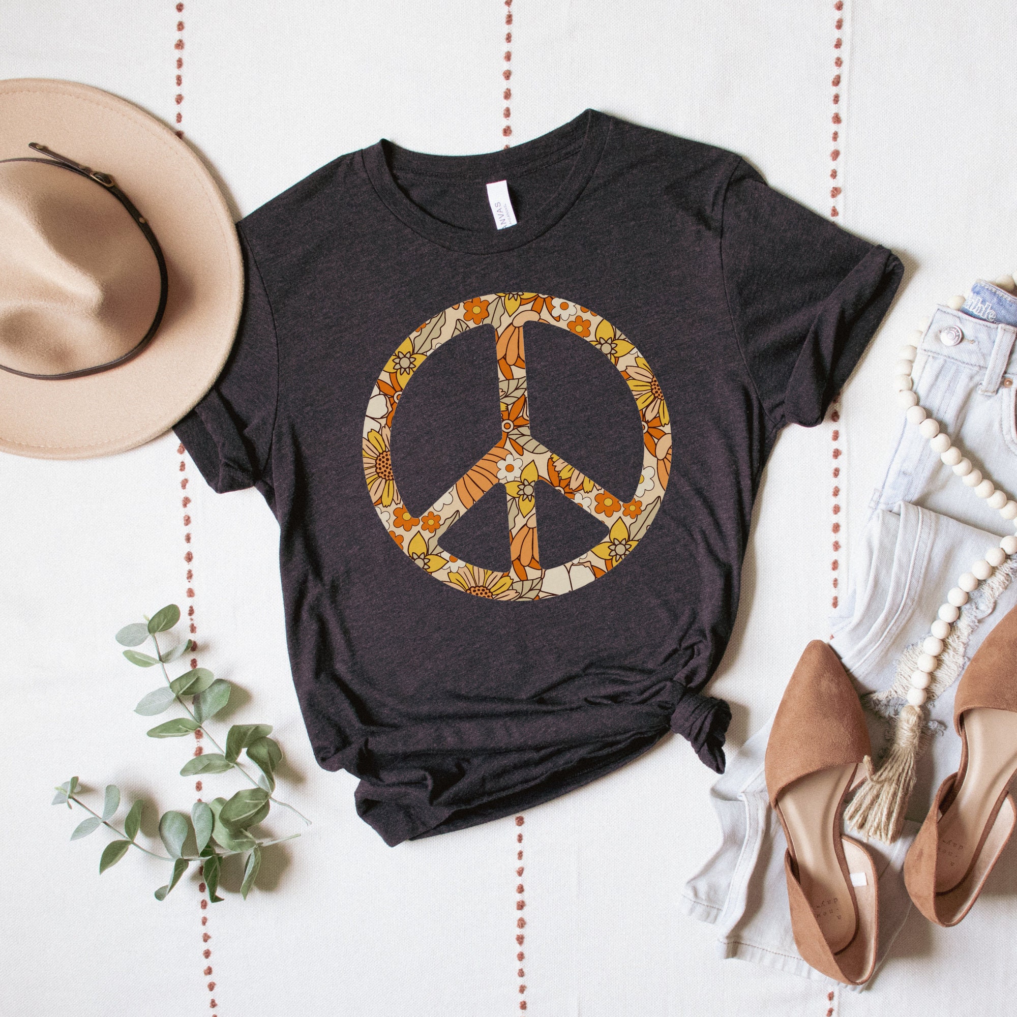 Flowers Floral 70s Style Peace Sign Hippie Unisex T-Shirt Flowers Floral 70s Style Peace Sign Hippie Unisex T-Shirt