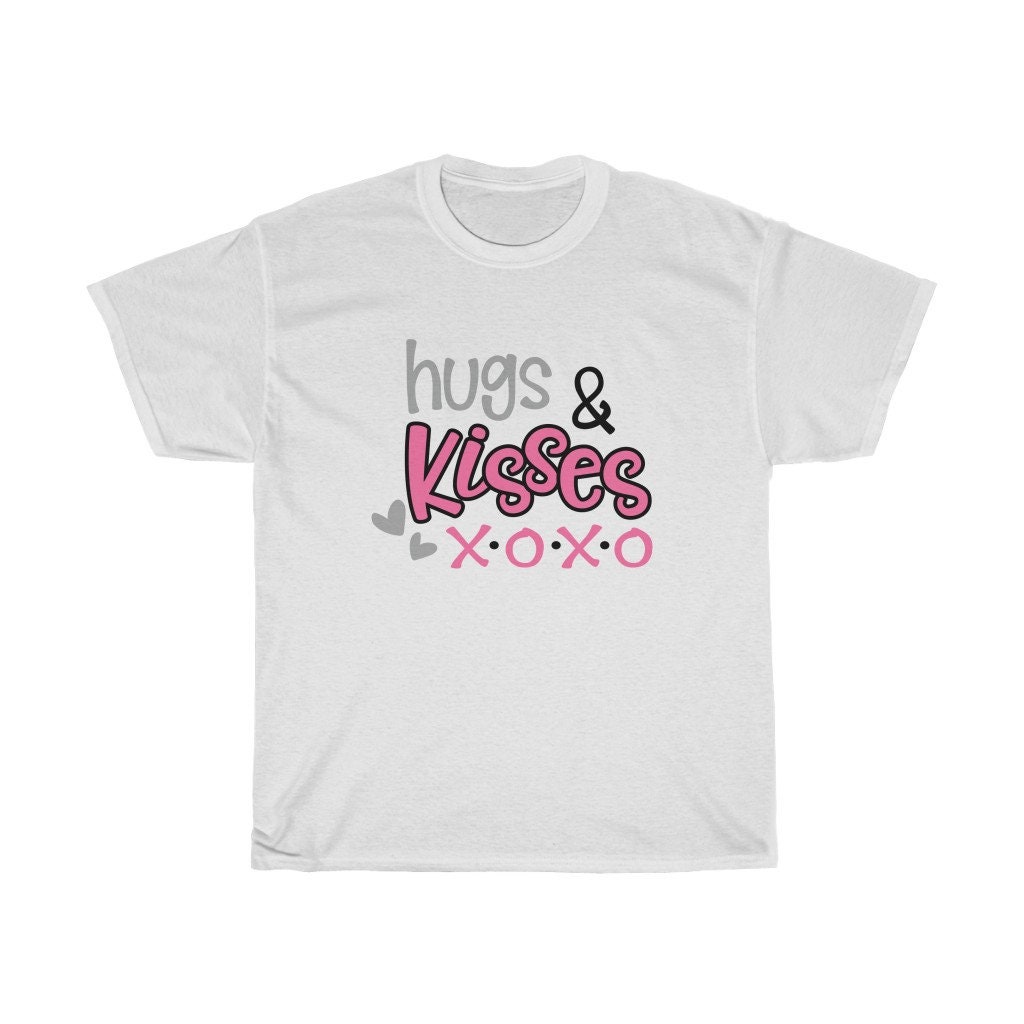 Hugs Kiss Xoxo Unsiex T-Shirt Hugs Kiss Xoxo Unsiex T-Shirt