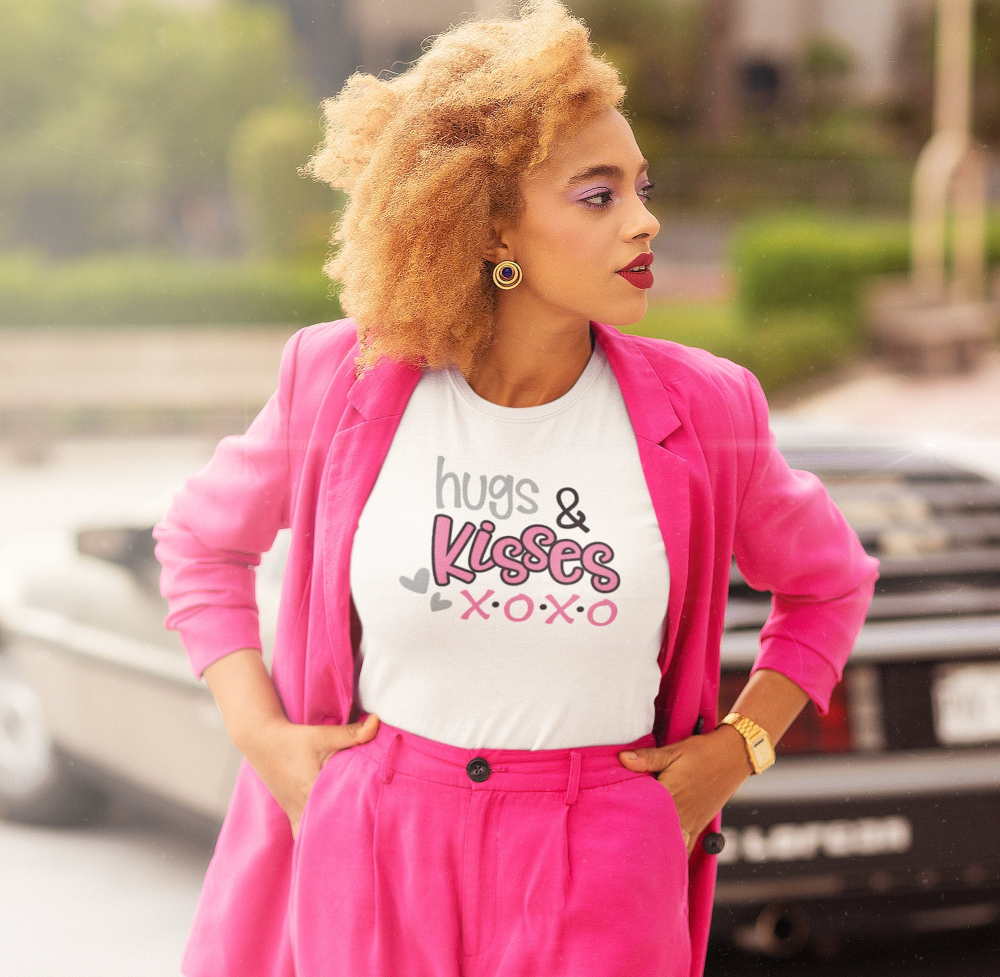 Hugs Kiss Xoxo Unsiex T-Shirt Hugs Kiss Xoxo Unsiex T-Shirt