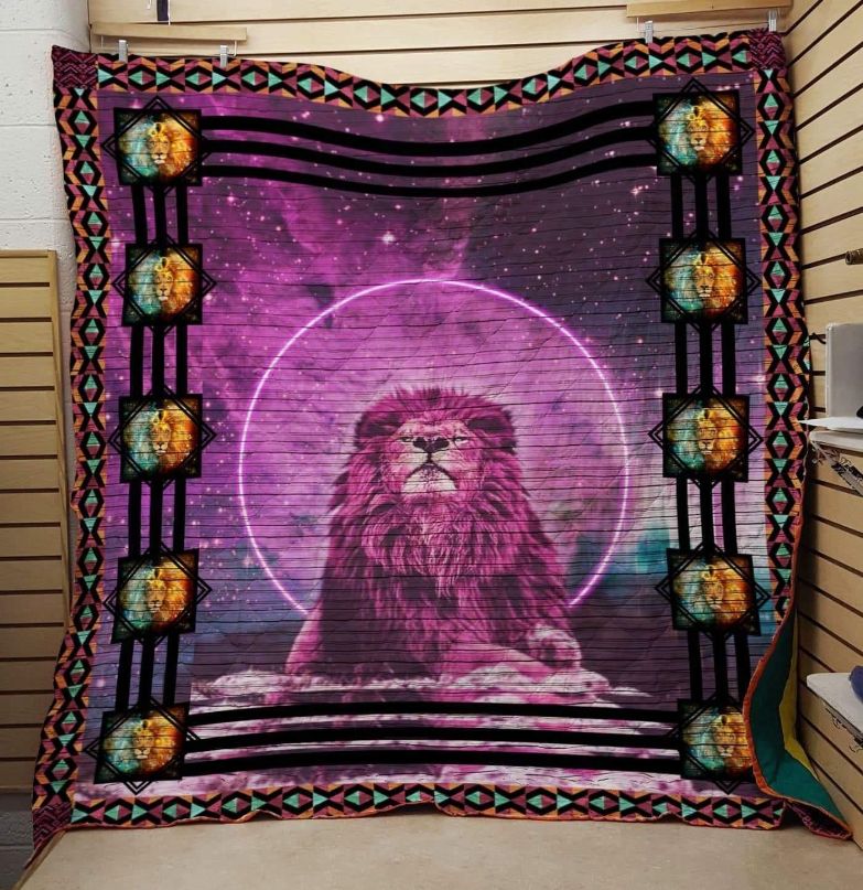 Lion God Purple Sky Quilt Blanket Lion God Purple Sky Quilt Blanket