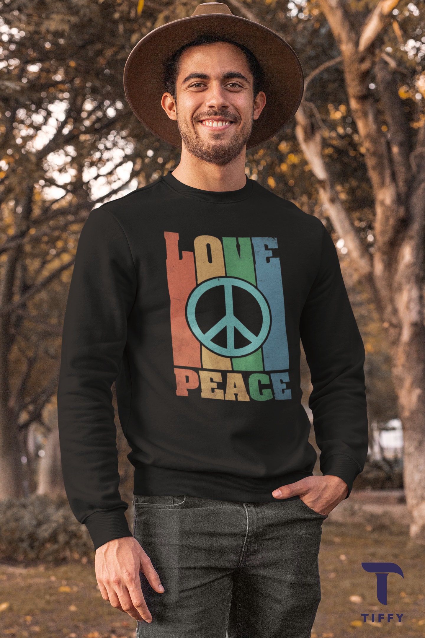 Love Peace Hippie Vintage Retro Unisex T-Shirt Love Peace Hippie Vintage Retro Unisex T-Shirt