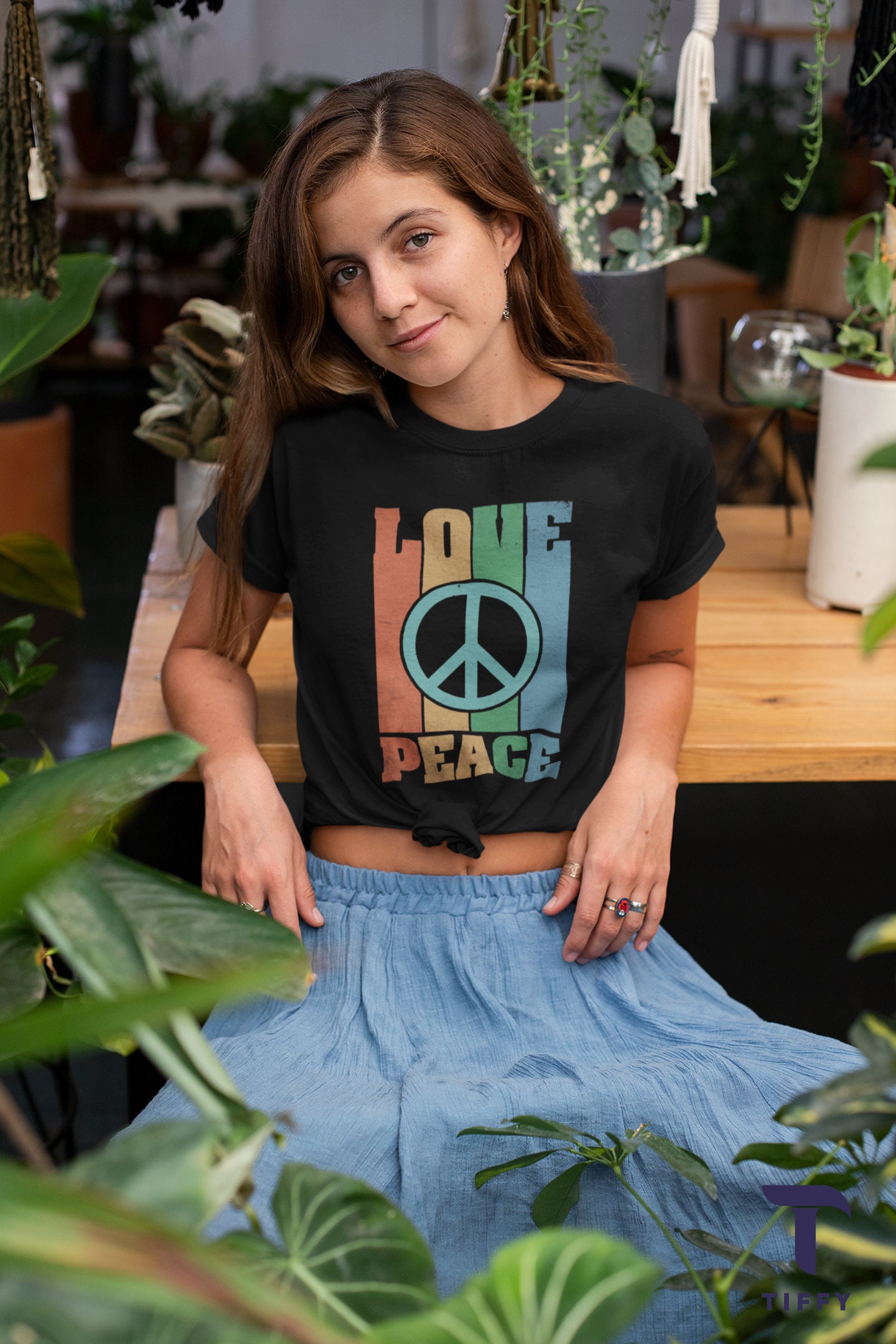 Love Peace Hippie Vintage Retro Unisex T-Shirt Love Peace Hippie Vintage Retro Unisex T-Shirt