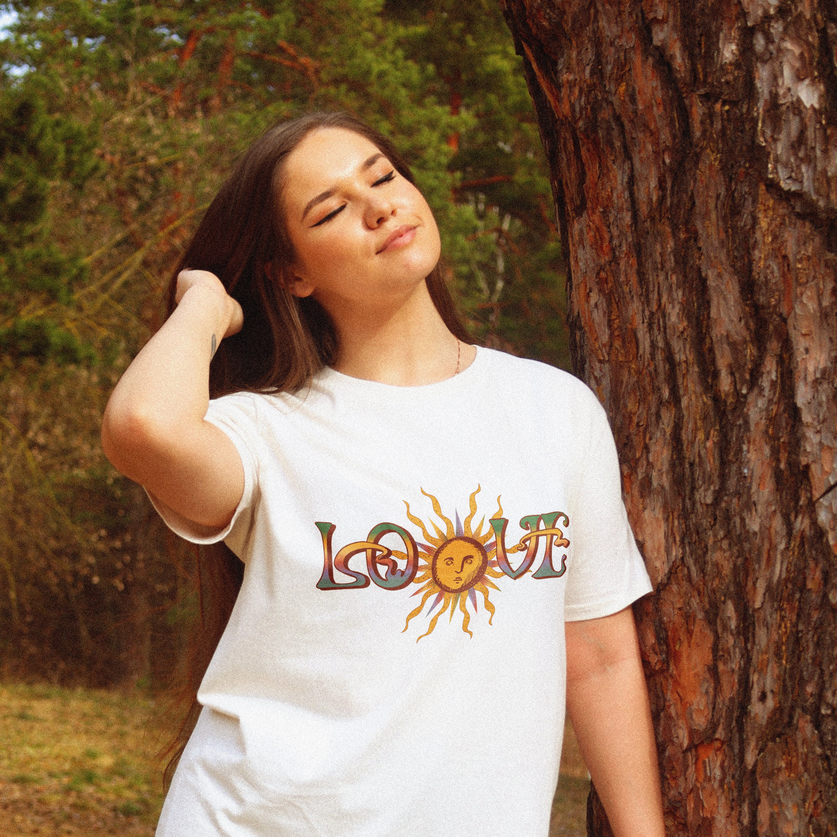 Love Through The Sun Retro Vintage Unisex T-Shirt Love Through The Sun Retro Vintage Unisex T-Shirt