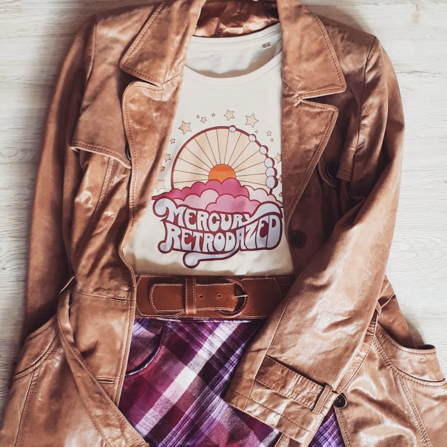 Mercury Retrodazed Vintage Style 70s Hippie Unisex T-Shirt Mercury Retrodazed Vintage Style 70s Hippie Unisex T-Shirt