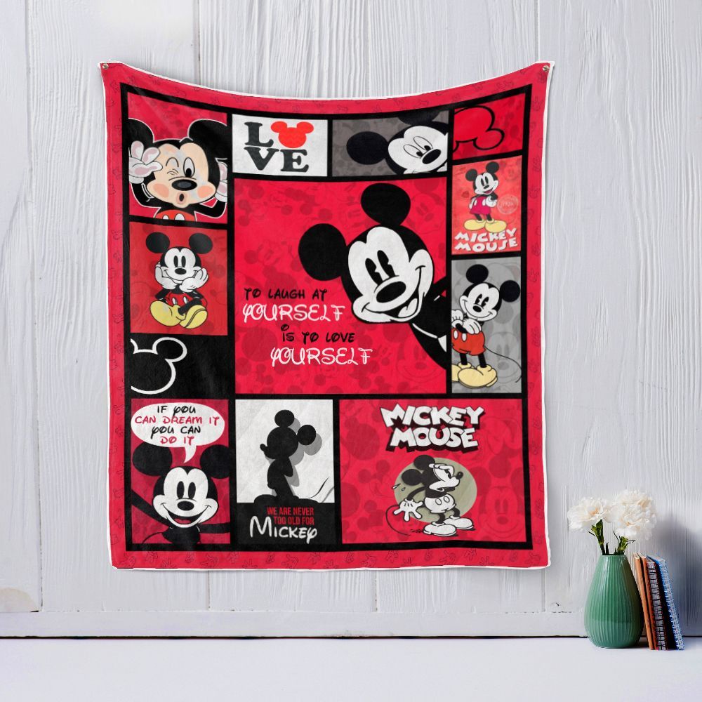 Mickey Mouse Laugh At Yourself Quilt Blanket Mickey Mouse Laugh At Yourself Quilt Blanket