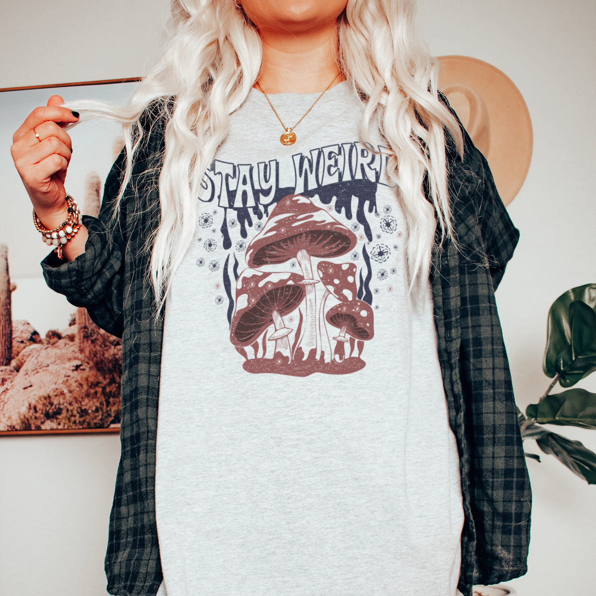 Stay Weird Hippie Retro Vintage Style Unisex T-Shirt Stay Weird Hippie Retro Vintage Style Unisex T-Shirt