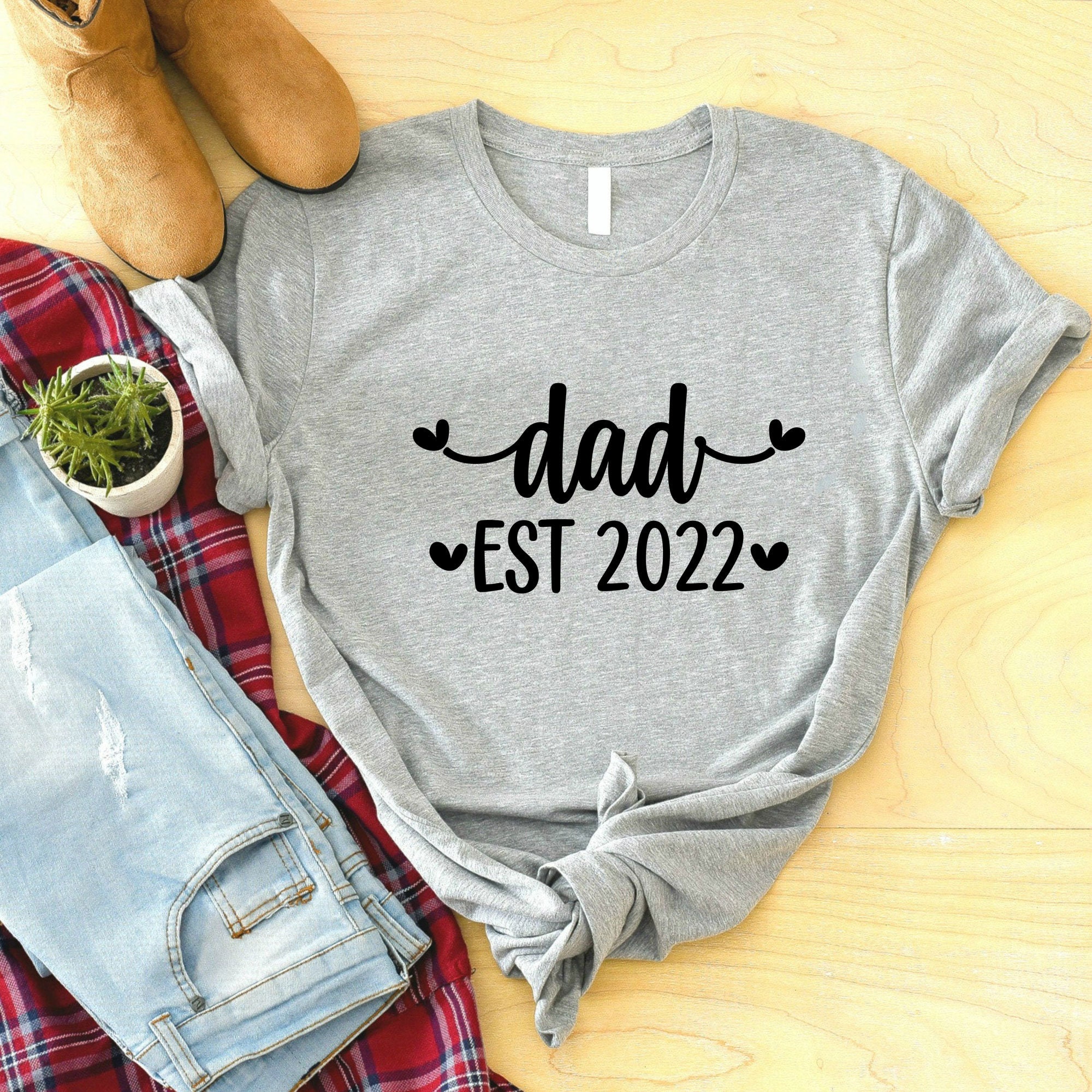 Sweet Heart Dad Est 2022 Happy Father's Day Unisex T-Shirt Sweet Heart Dad Est 2022 Happy Father's Day Unisex T-Shirt