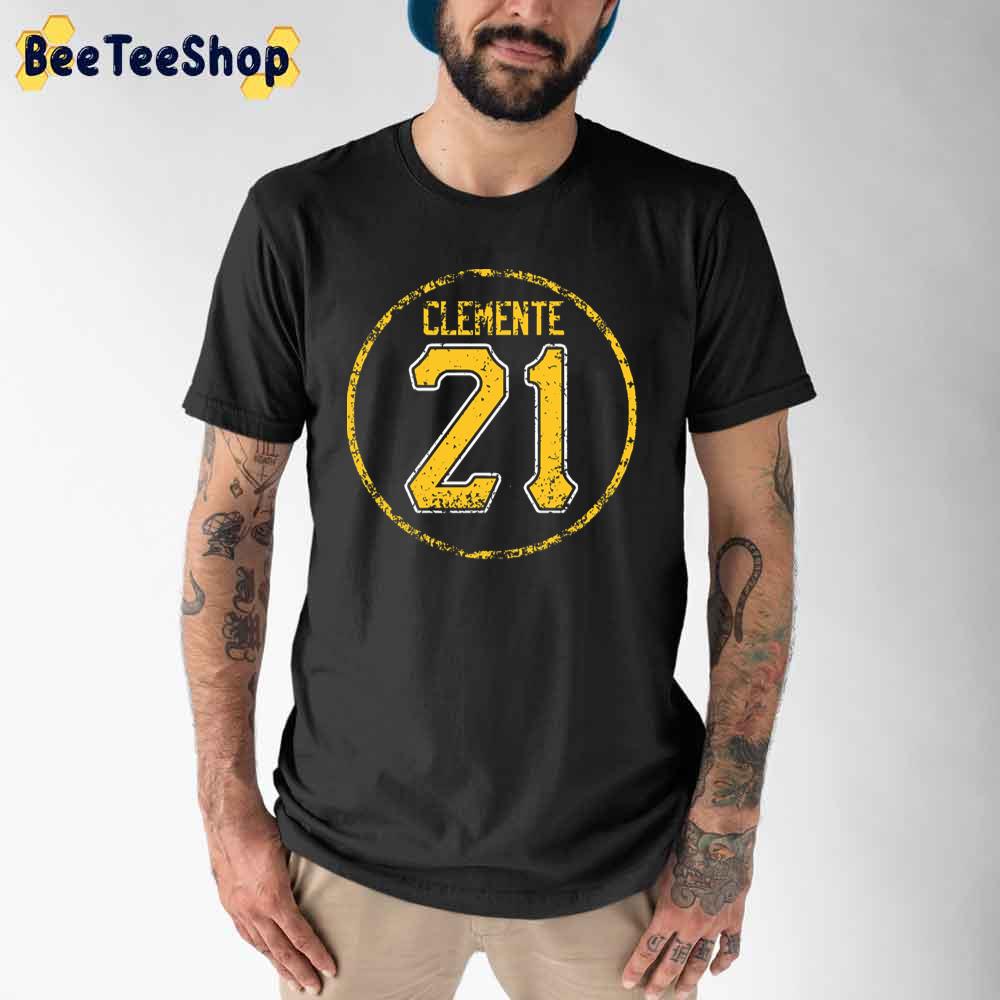 The Legend Roberto Clemente 21 Pittsburgh Penguins Hockey Unisex T-Shirt The Legend Roberto Clemente 21 Pittsburgh Penguins Hockey Unisex T-Shirt