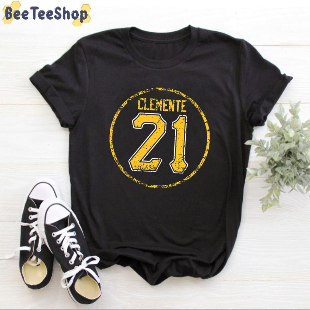 The Legend Roberto Clemente 21 Pittsburgh Penguins Hockey Unisex T-Shirt The Legend Roberto Clemente 21 Pittsburgh Penguins Hockey Unisex T-Shirt