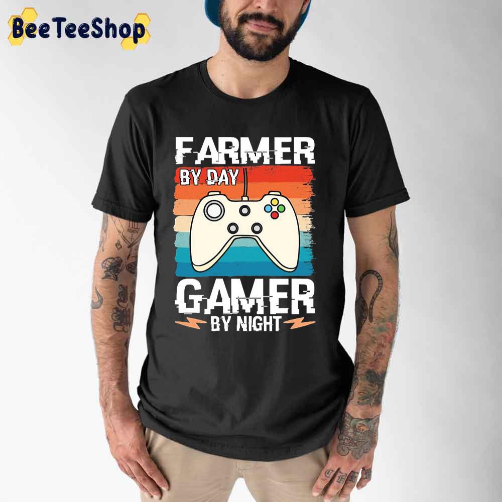 Vintage Farmer By Day Gamer By Night Unisex T-Shirt Vintage Farmer By Day Gamer By Night Unisex T-Shirt