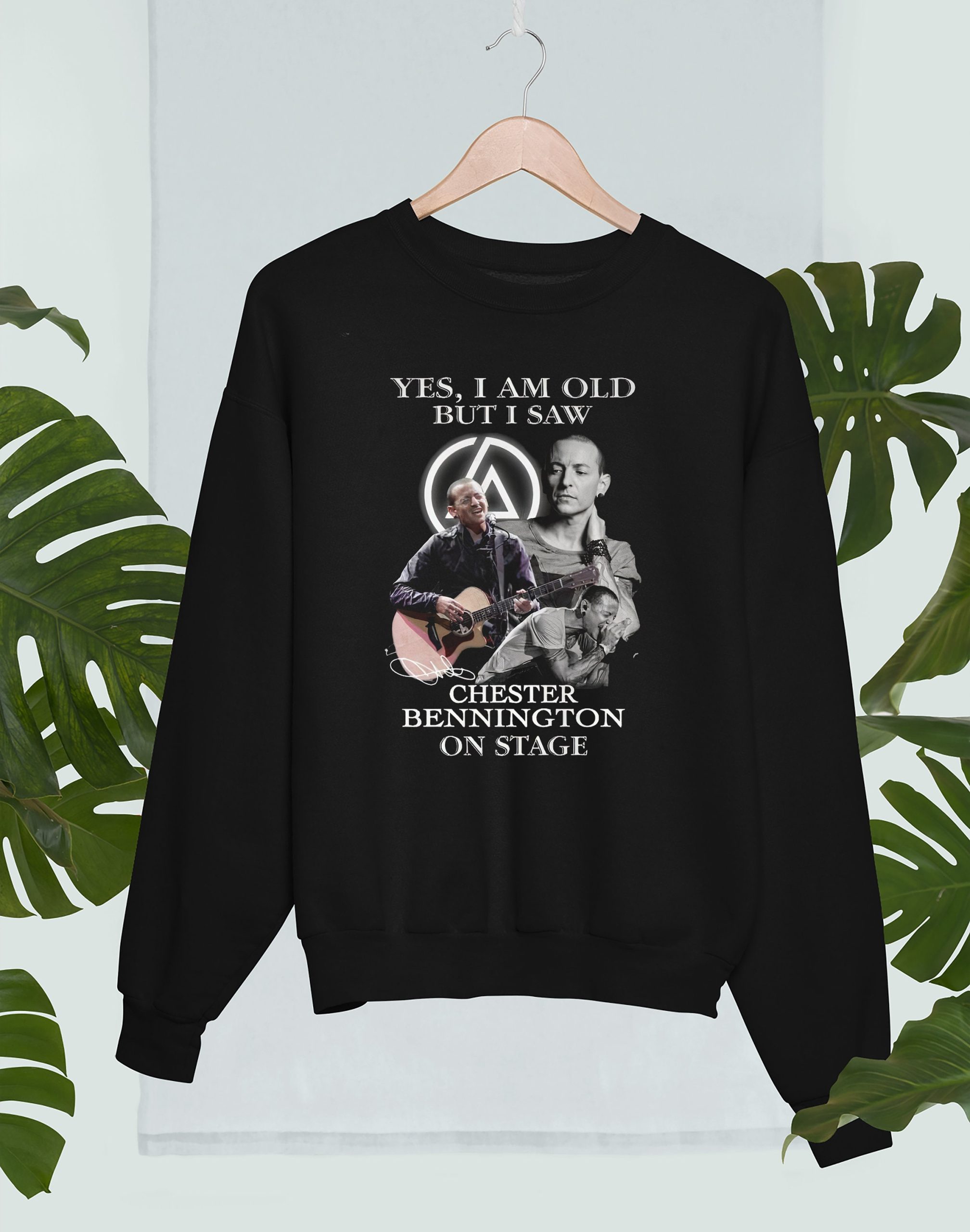 Vintage Yes I Am Old But I Saw Chester Bennington On Stage Signed Unisex Sweatshirt Vintage Yes I Am Old But I Saw Chester Bennington On Stage Signed Unisex Sweatshirt