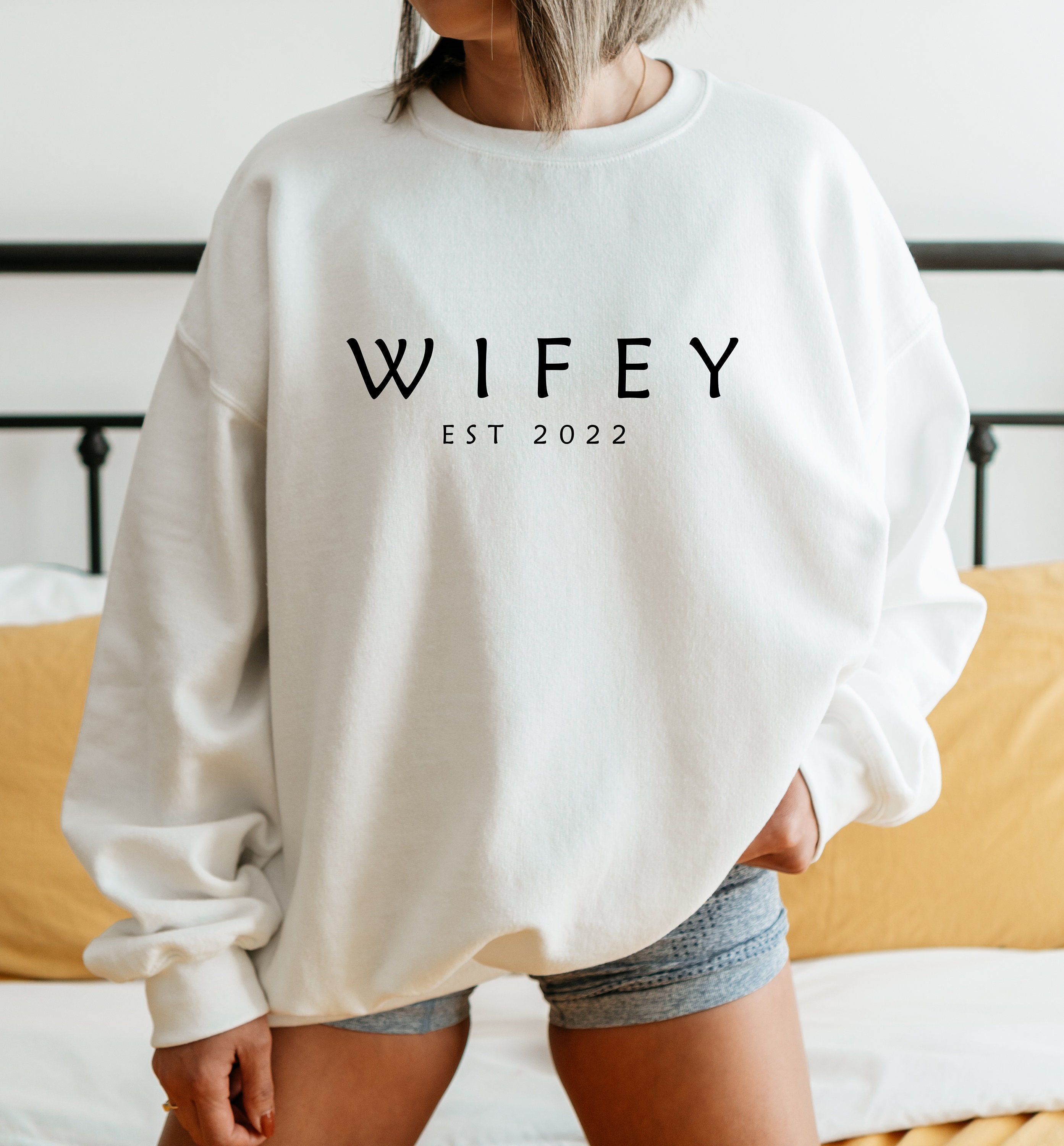 Wifey Est 2022 Unisex T-Shirt