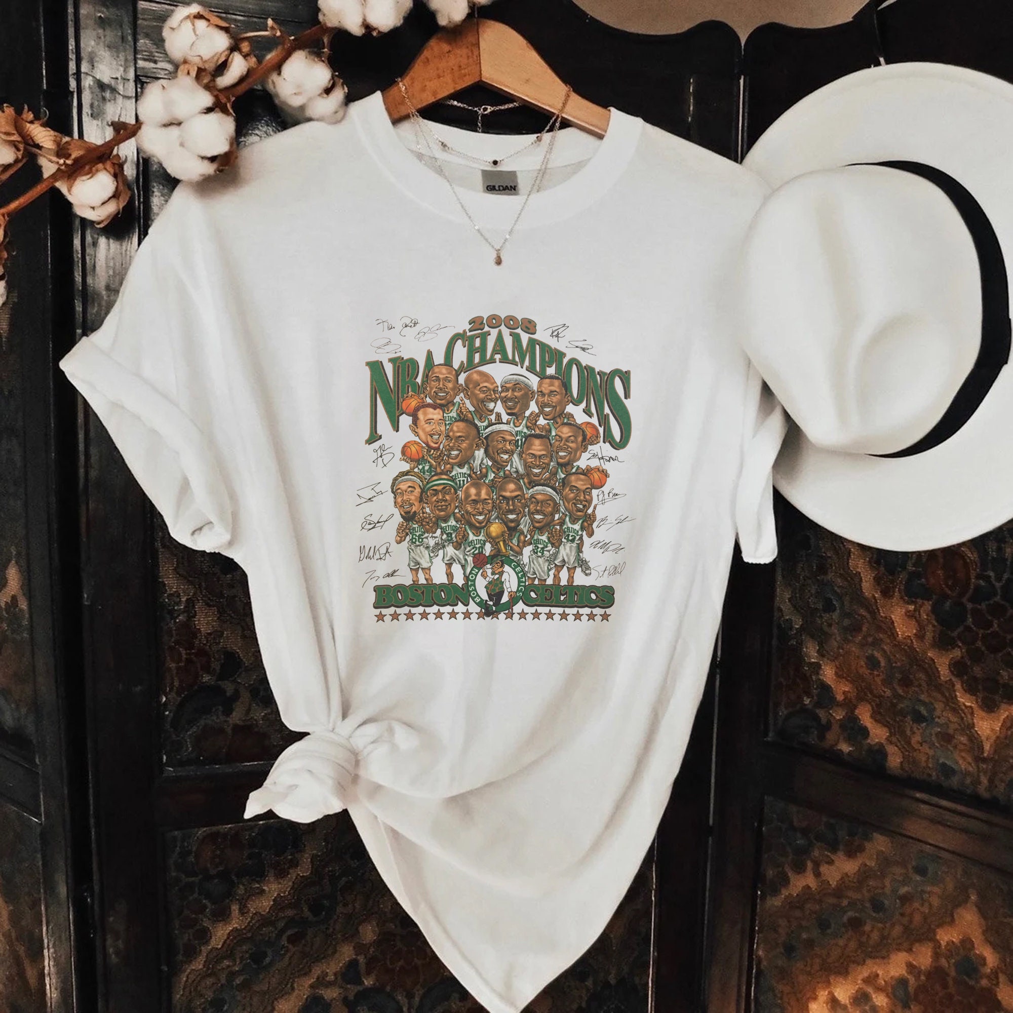 2008 Champions Boston Celtics Basketball 90s Vintage Unsiex T-Shirt 2008 Champions Boston Celtics Basketball 90s Vintage Unsiex T-Shirt