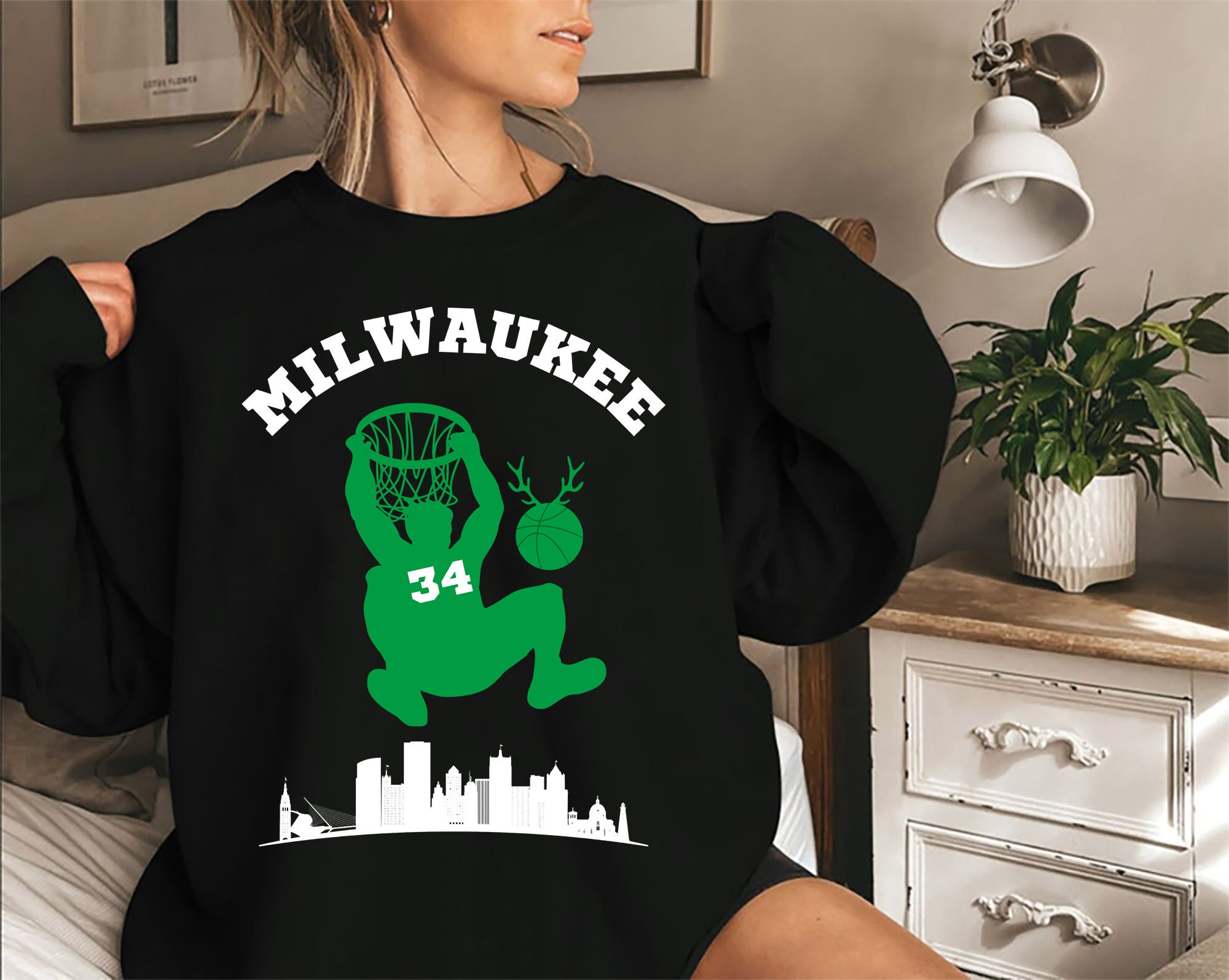34 Giannis Antetokounmpo Milwaukee Bucks Basketball Unisex Sweatshirt 34 Giannis Antetokounmpo Milwaukee Bucks Basketball Unisex Sweatshirt