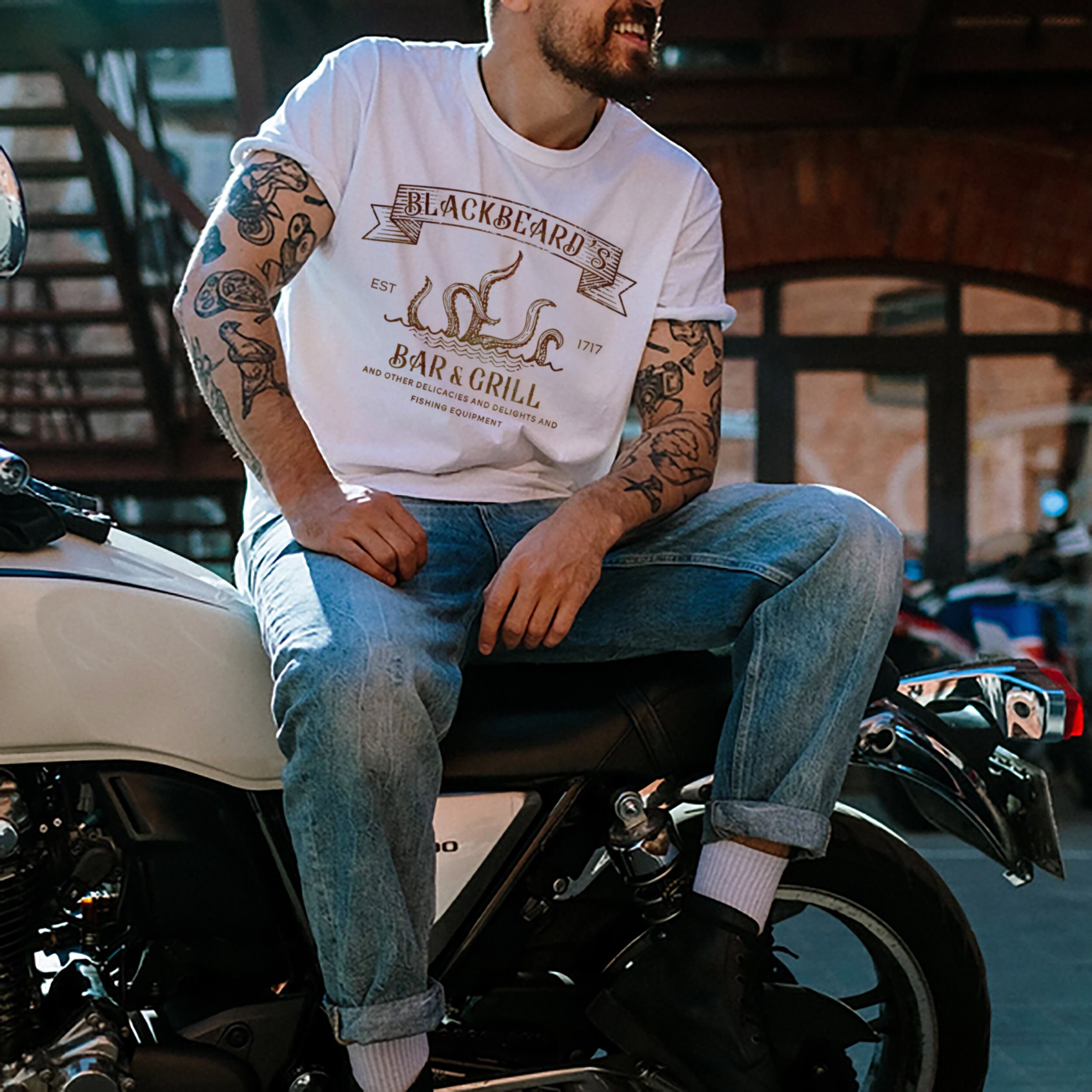 Black Beard's Bar and Grill Stede Bonnet Our Flag Means Death Unisex T-Shirt Black Beard's Bar and Grill Stede Bonnet Our Flag Means Death Unisex T-Shirt