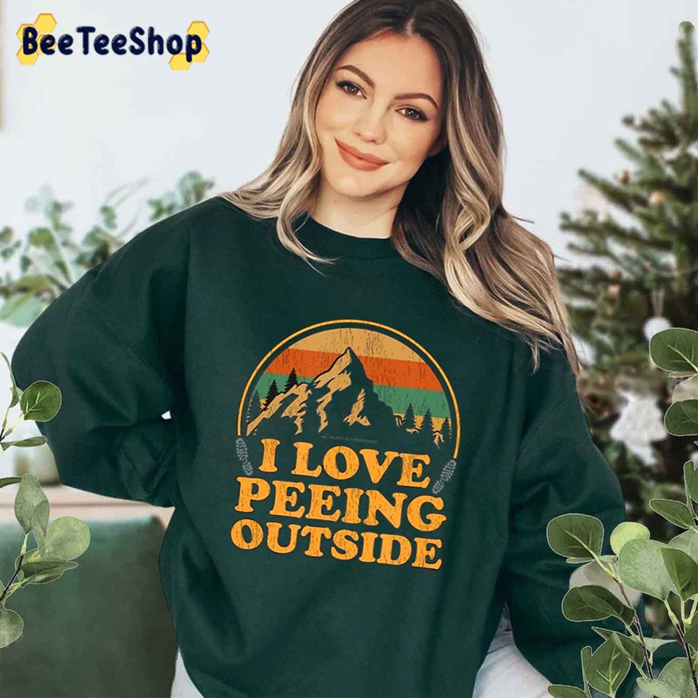 Vintage I Love Peeing Outside Hiking Camping Unisex T-Shirt Vintage I Love Peeing Outside Hiking Camping Unisex T-Shirt