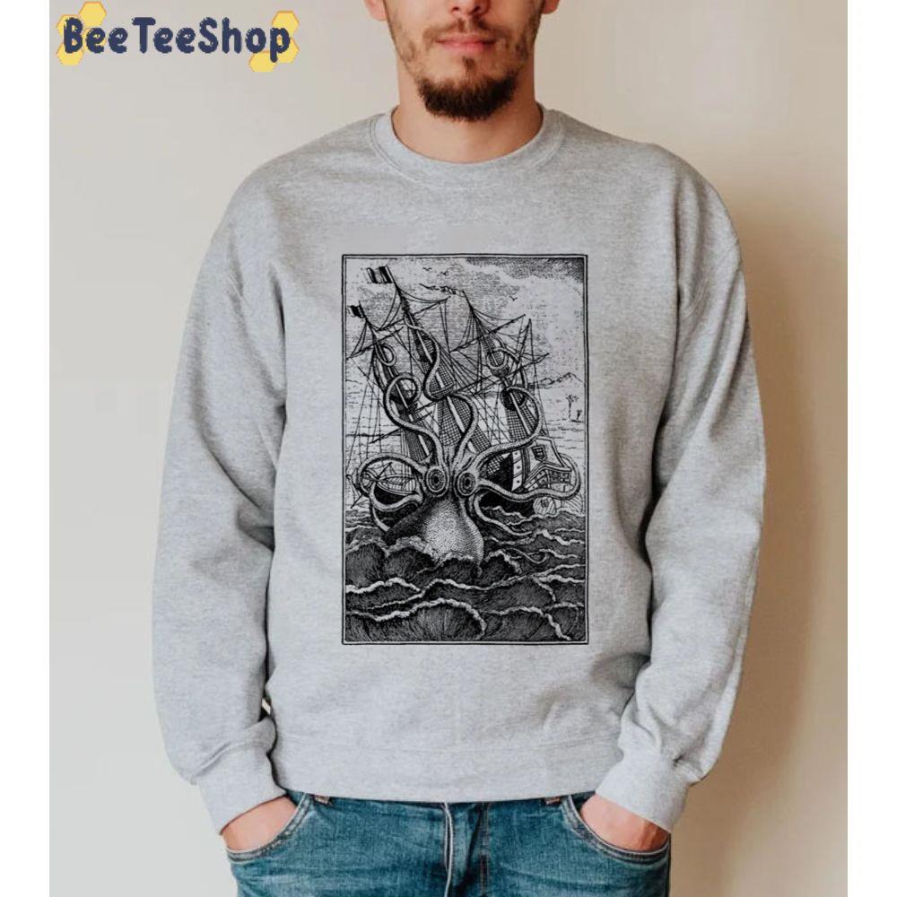 Vintage Kraken Attacking Ship Illustration Unisex T-Shirt Vintage Kraken Attacking Ship Illustration Unisex T-Shirt