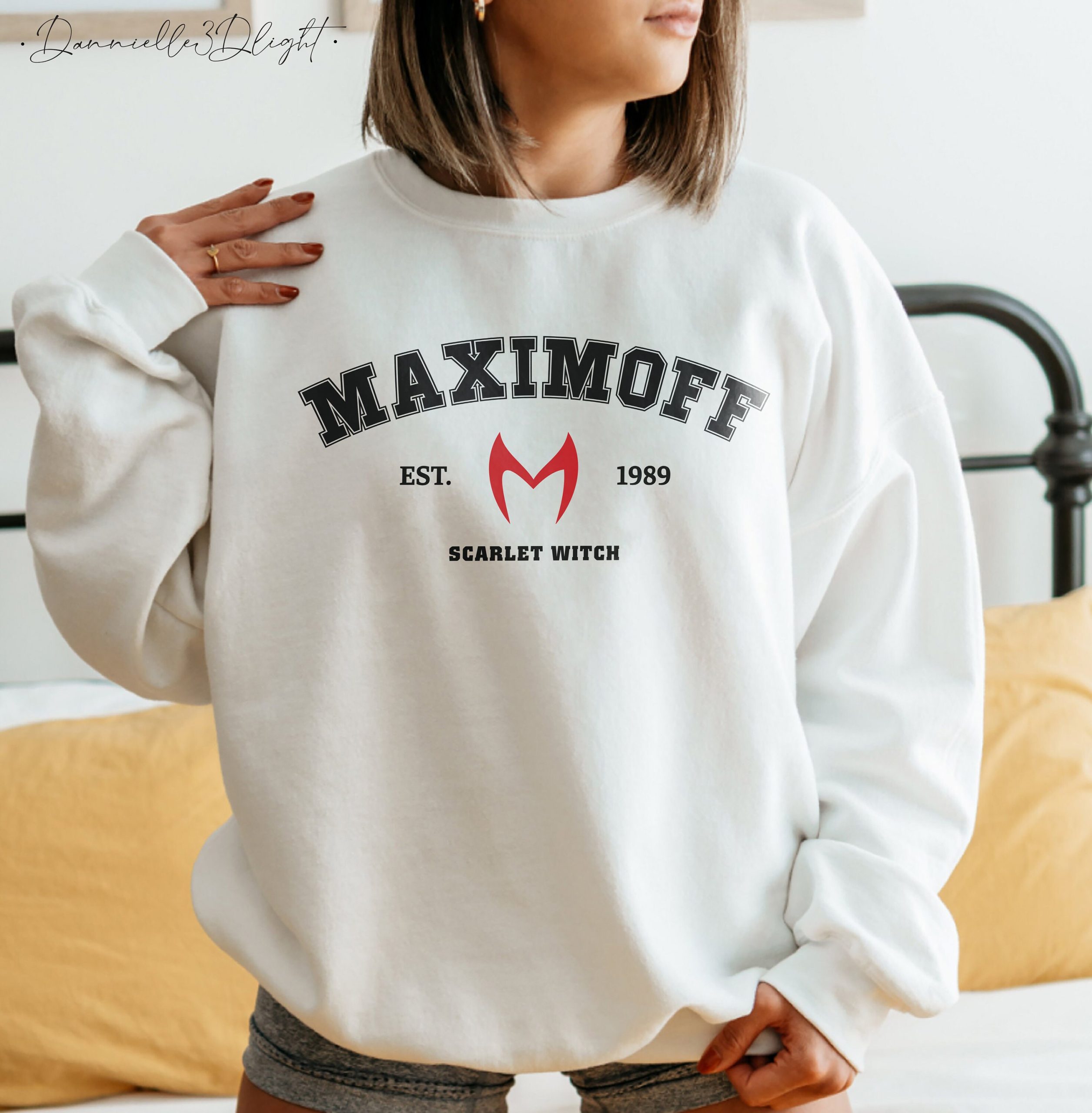 Wanda Maximoff 1989 Scarlet Witch Unisex Sweatshirt Wanda Maximoff 1989 Scarlet Witch Unisex Sweatshirt