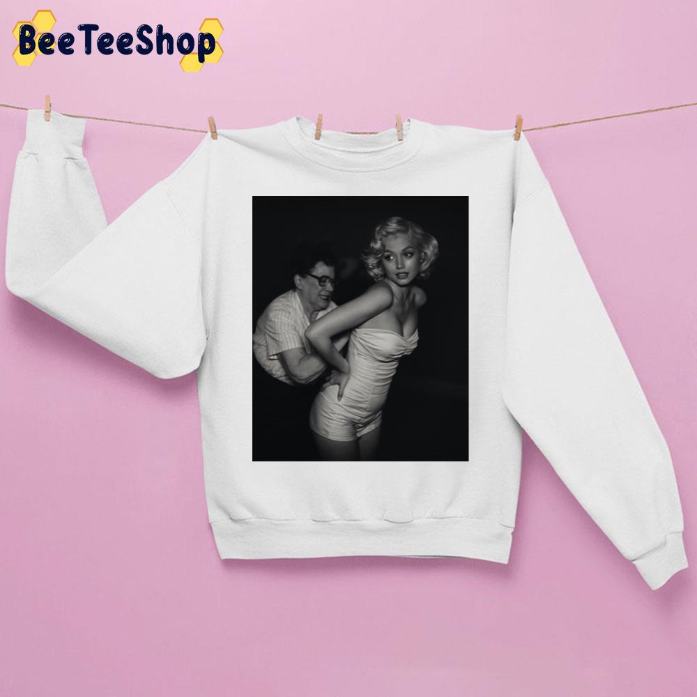 Ana De Armas As Marilyn Monroe Blonde 2022 Unisex Sweatshirt Ana De Armas As Marilyn Monroe Blonde 2022 Unisex Sweatshirt