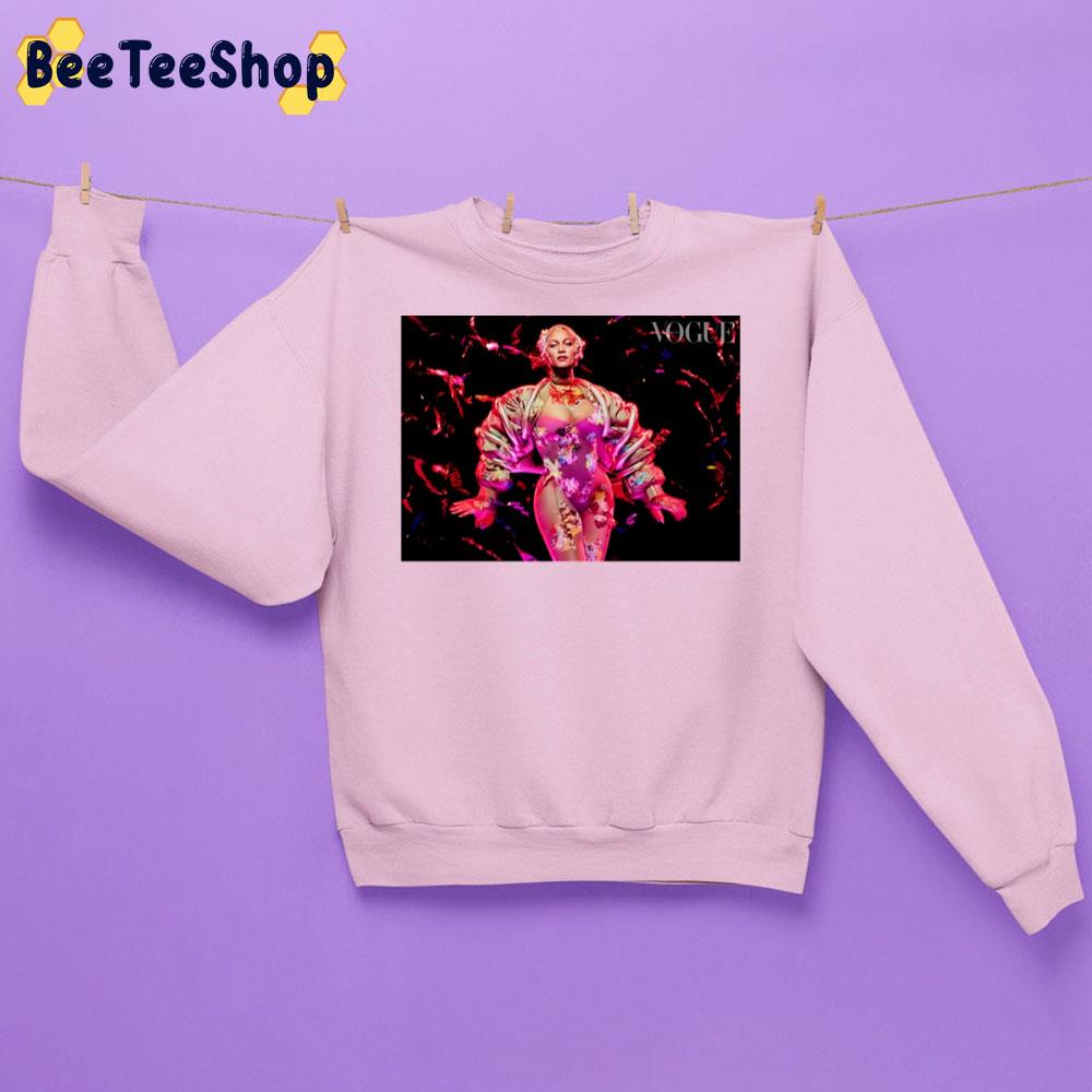 Beyoncé British Vogue Pink Style Unisex Sweatshirt Beyoncé British Vogue Pink Style Unisex Sweatshirt