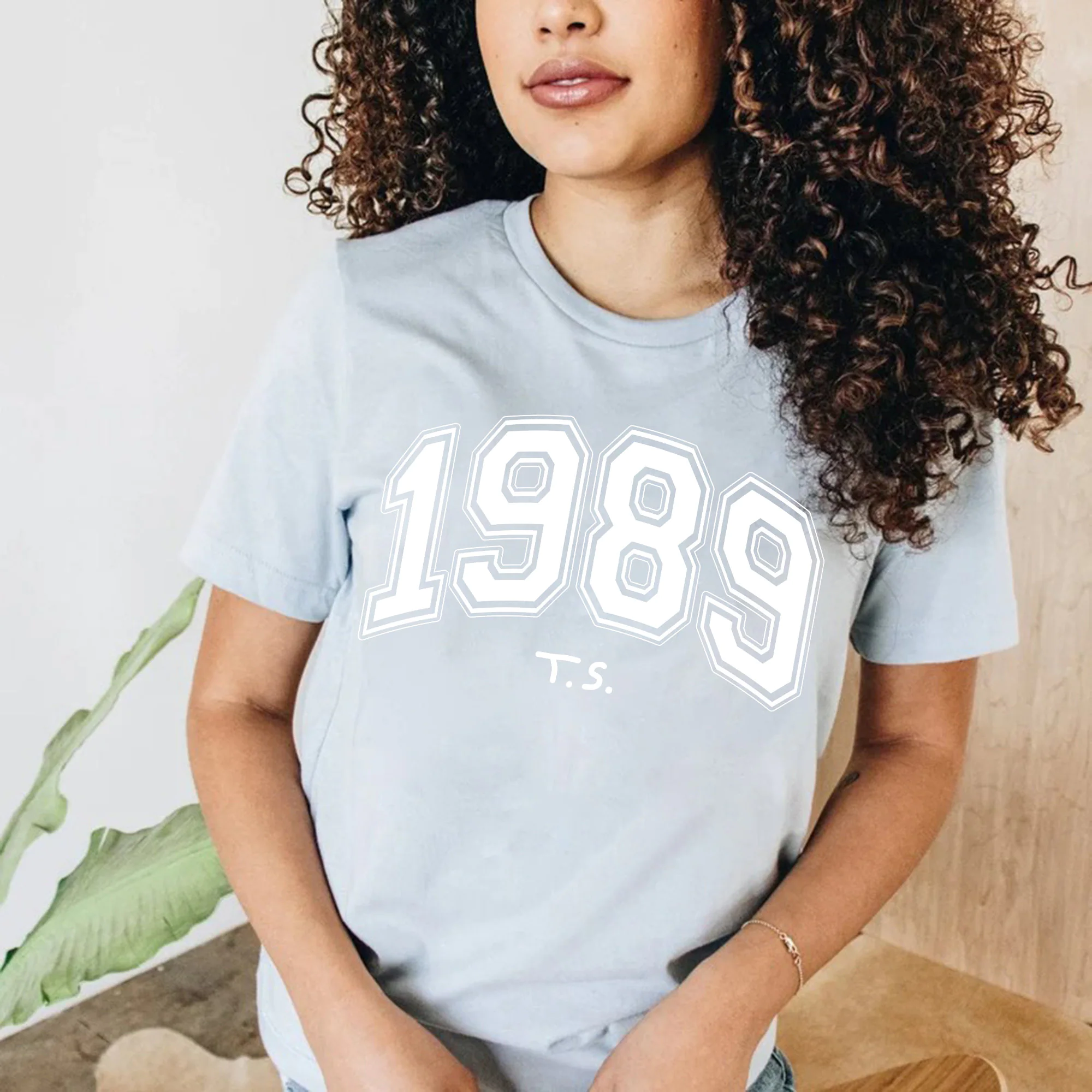1989 Ts This Love Taylor's Version Unisex Sweatshirt 1989 Ts This Love Taylor's Version Unisex Sweatshirt