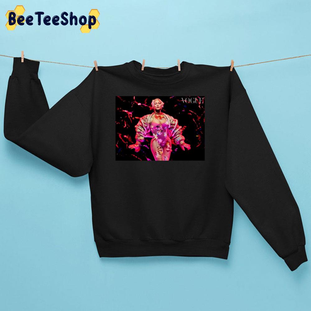 Beyoncé British Vogue Pink Style Unisex Sweatshirt Beyoncé British Vogue Pink Style Unisex Sweatshirt