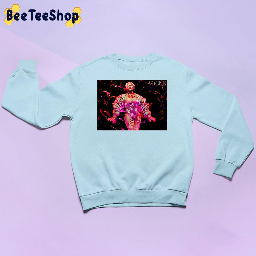 Beyoncé British Vogue Pink Style Unisex Sweatshirt Beyoncé British Vogue Pink Style Unisex Sweatshirt