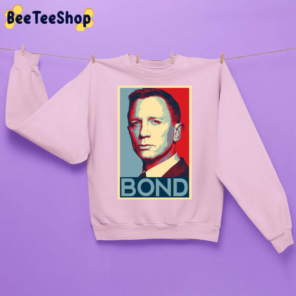 Blue Red Retro Daniel Craig Unisex Sweatshirt Blue Red Retro Daniel Craig Unisex Sweatshirt