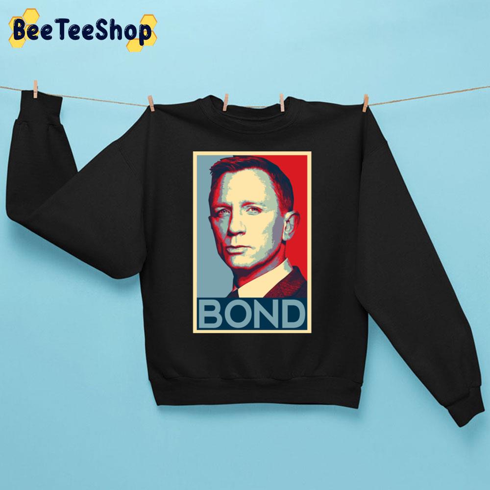 Blue Red Retro Daniel Craig Unisex Sweatshirt Blue Red Retro Daniel Craig Unisex Sweatshirt