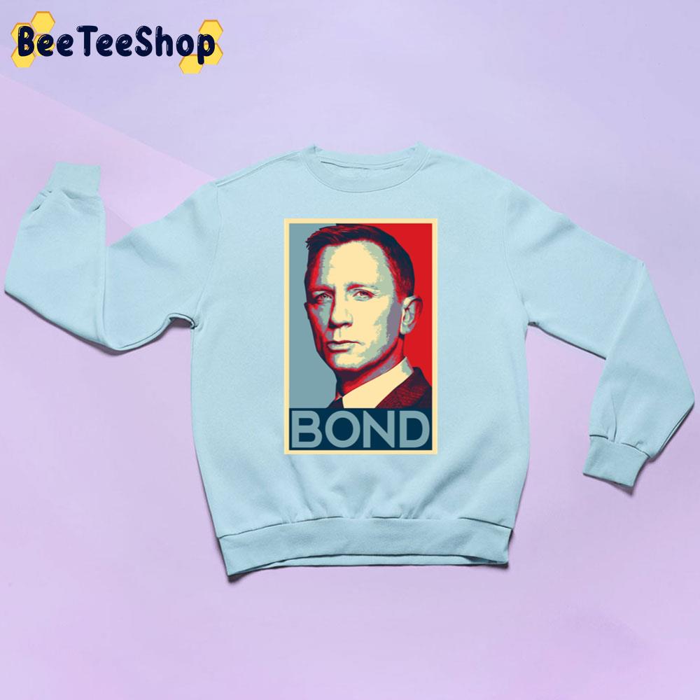 Blue Red Retro Daniel Craig Unisex Sweatshirt Blue Red Retro Daniel Craig Unisex Sweatshirt