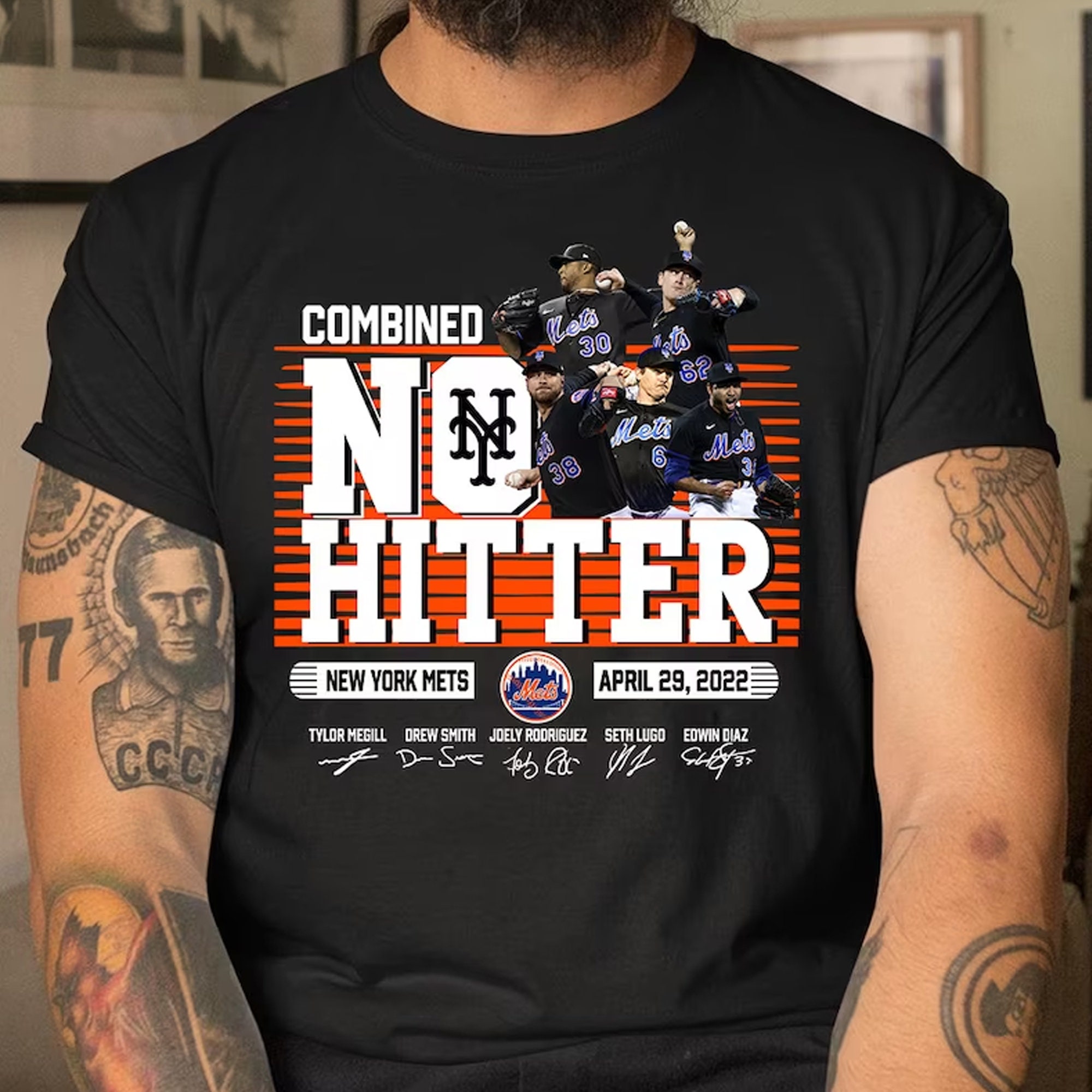Combined No Hitter New York Mets April 29 2022 Signature Unisex T-Shirt Combined No Hitter New York Mets April 29 2022 Signature Unisex T-Shirt