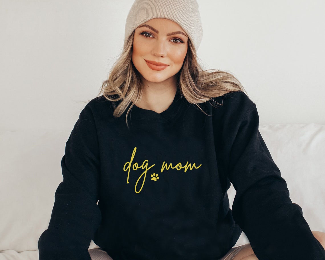 Dog Mom Dog Lover Unisex Sweatshirt Dog Mom Dog Lover Unisex Sweatshirt