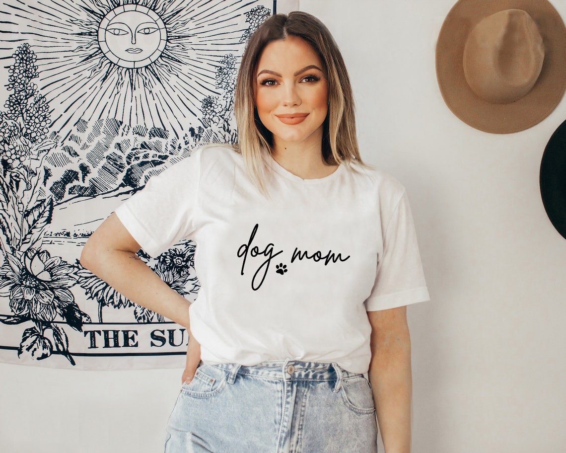 Dog Mom Dog Mothers Day Dog Lover Unisex T-Shirt Dog Mom Dog Mothers Day Dog Lover Unisex T-Shirt