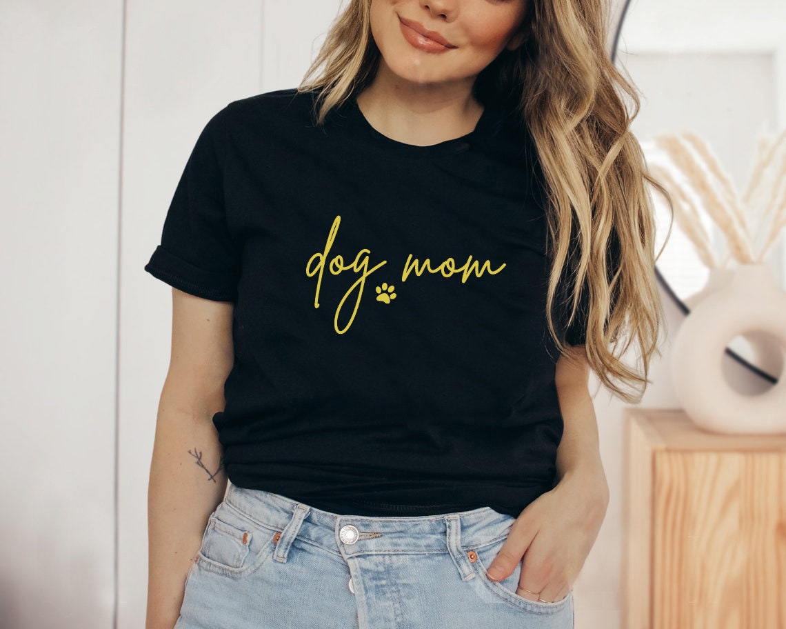 Dog Mom Dog Mothers Day Dog Lover Unisex T-Shirt Dog Mom Dog Mothers Day Dog Lover Unisex T-Shirt