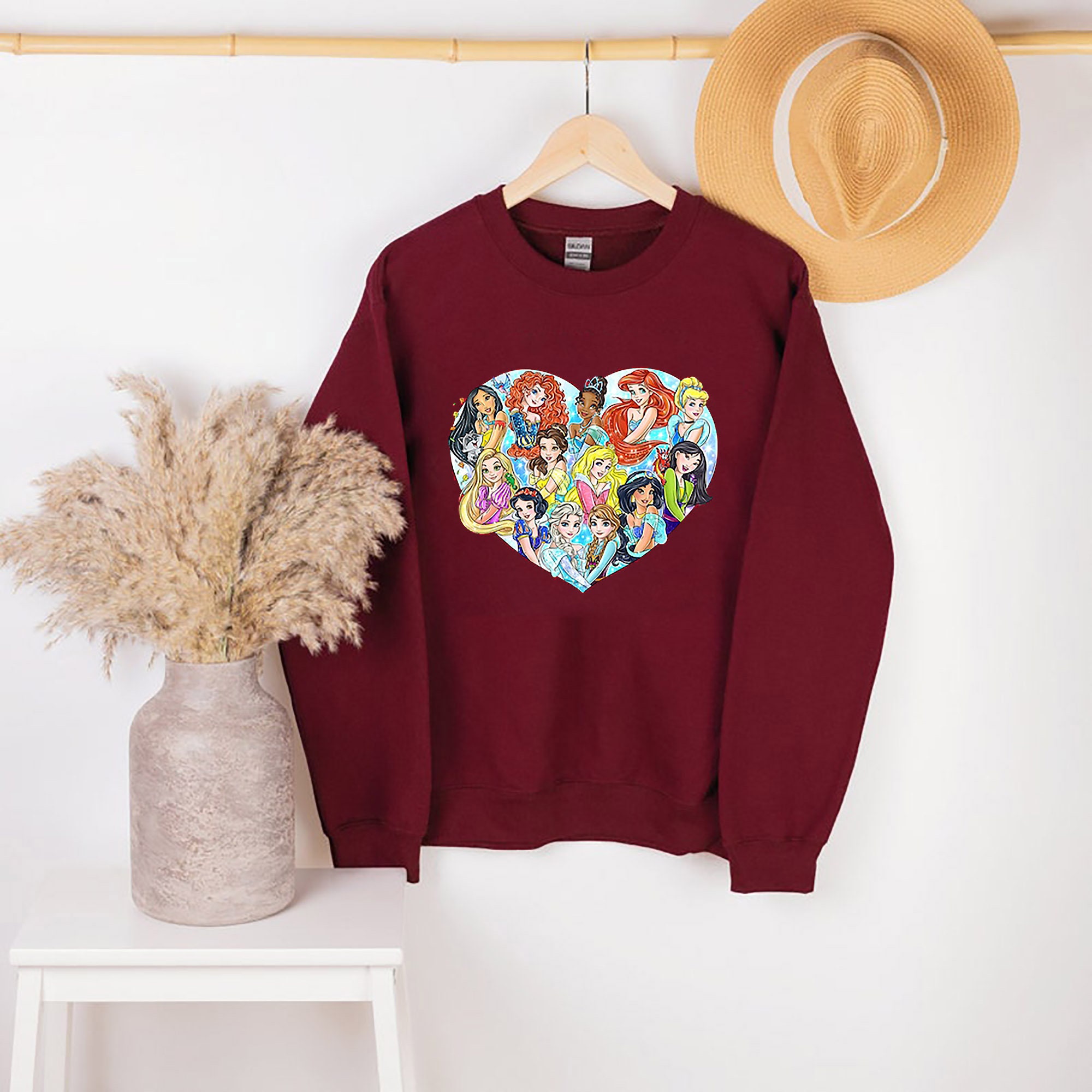 Elsa Disney Frozen Disney World Unisex Sweatshirt Elsa Disney Frozen Disney World Unisex Sweatshirt