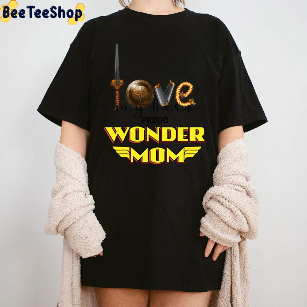 Love Wonder Woman Unisex T-Shirt Love Wonder Woman Unisex T-Shirt