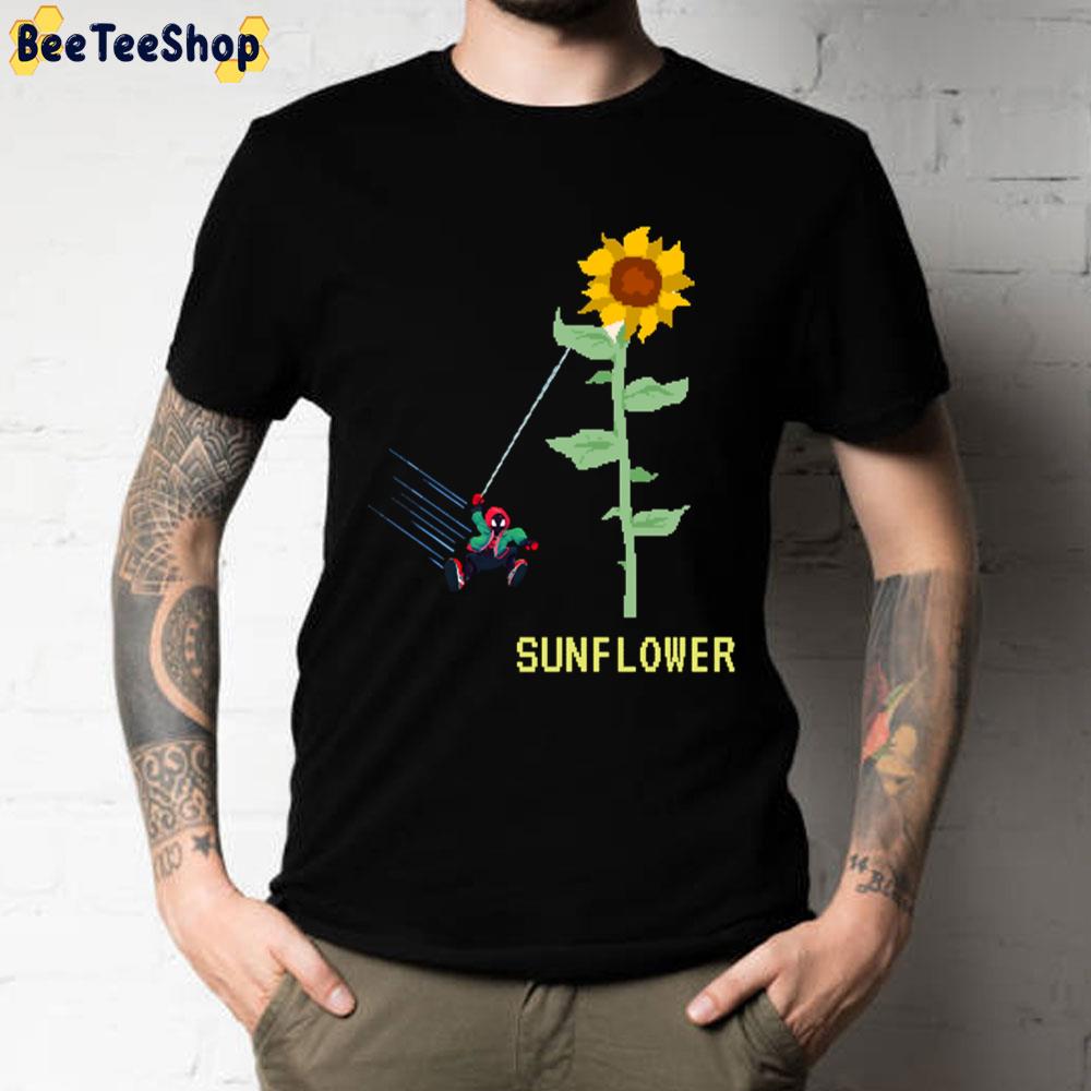 Spider Sunflower Unisex T-Shirt Spider Sunflower Unisex T-Shirt