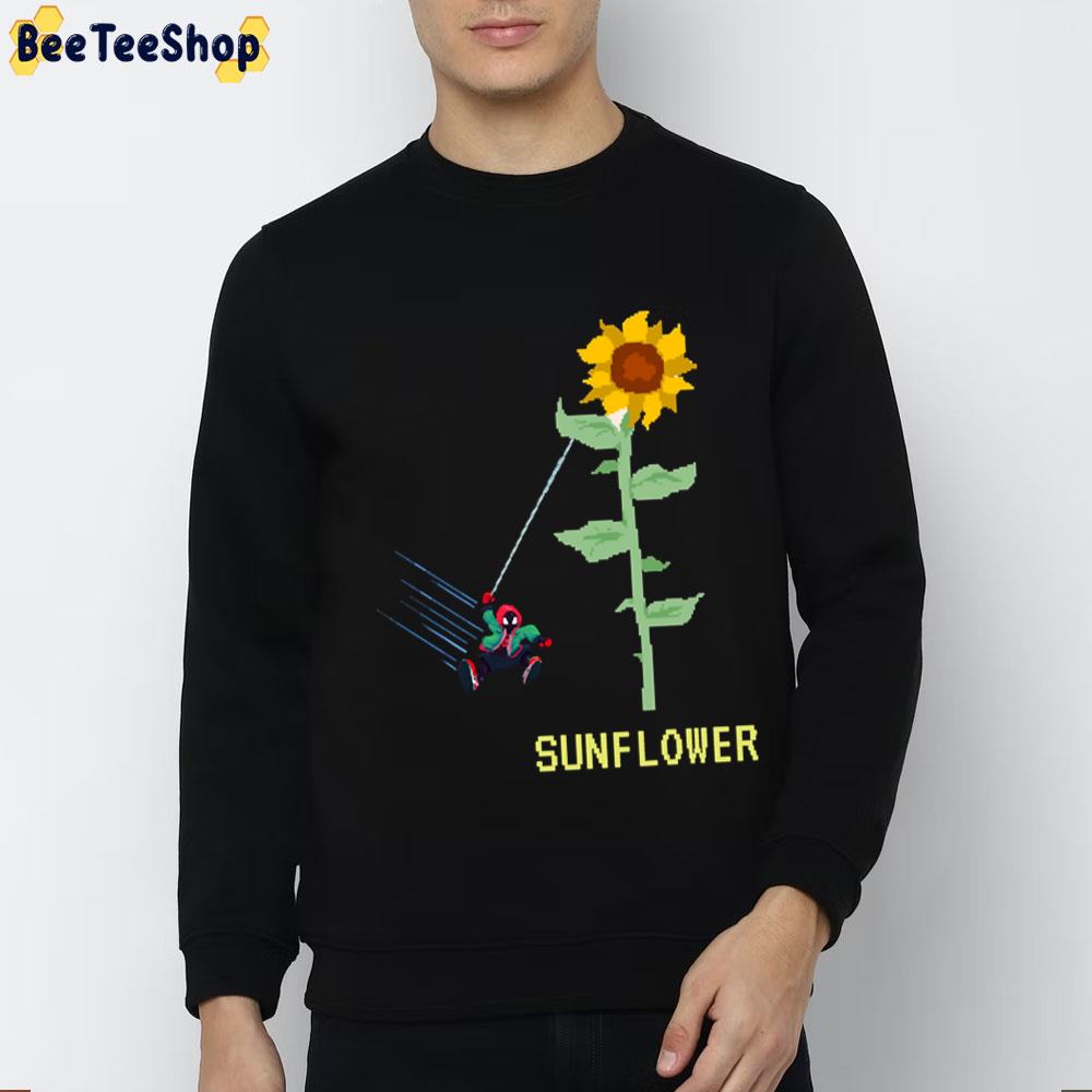 Spider Sunflower Unisex T-Shirt Spider Sunflower Unisex T-Shirt