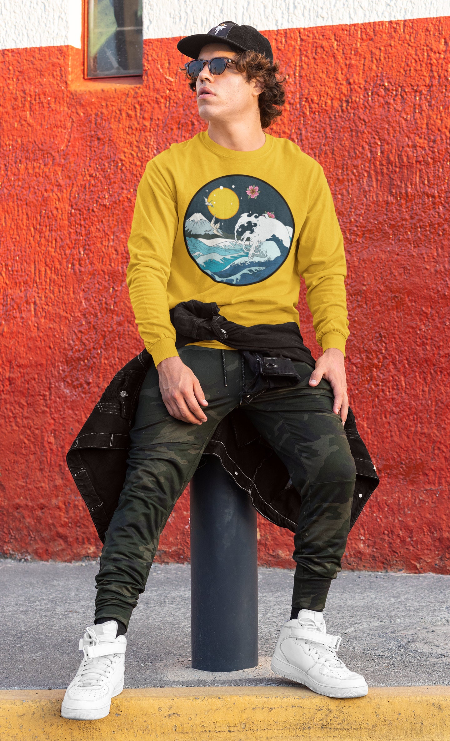 The Great Wave Off Kanagawa Blue Japan Style Unisex Sweatshirt The Great Wave Off Kanagawa Blue Japan Style Unisex Sweatshirt