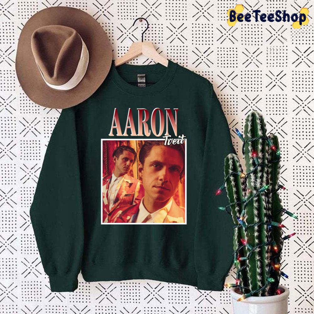 80's Vintage Artaaron Tveit Unisex Sweatshirt 80's Vintage Artaaron Tveit Unisex Sweatshirt