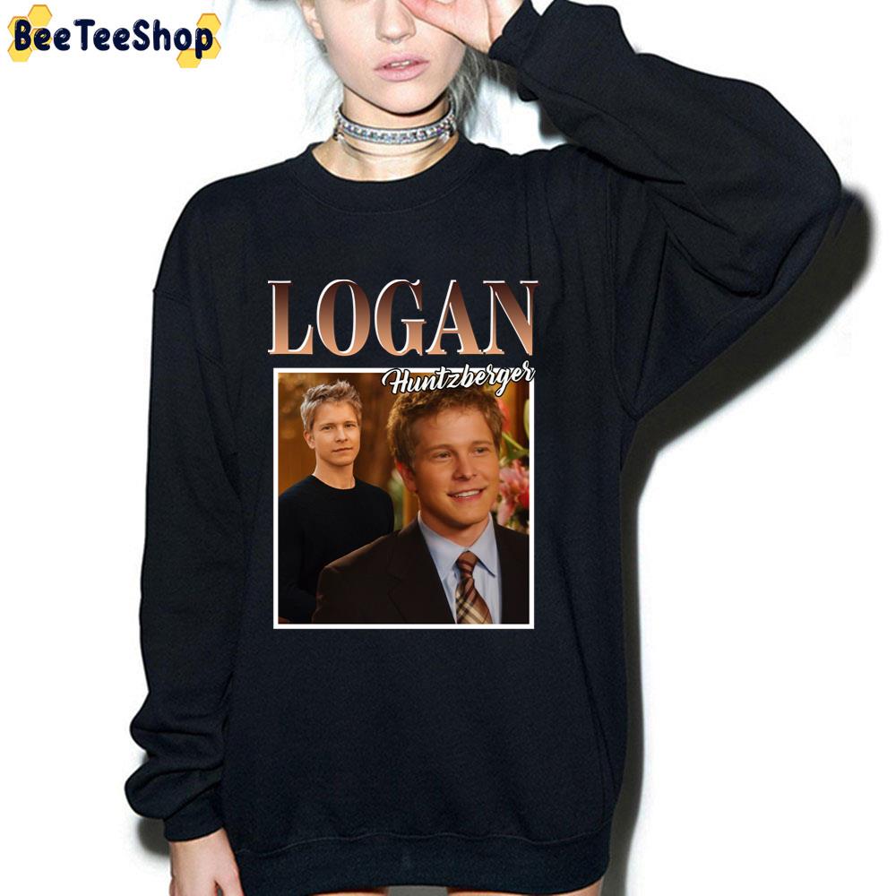 90's Retro Art Logan Huntzberhger Unisex T-Shirt 90's Retro Art Logan Huntzberhger Unisex T-Shirt