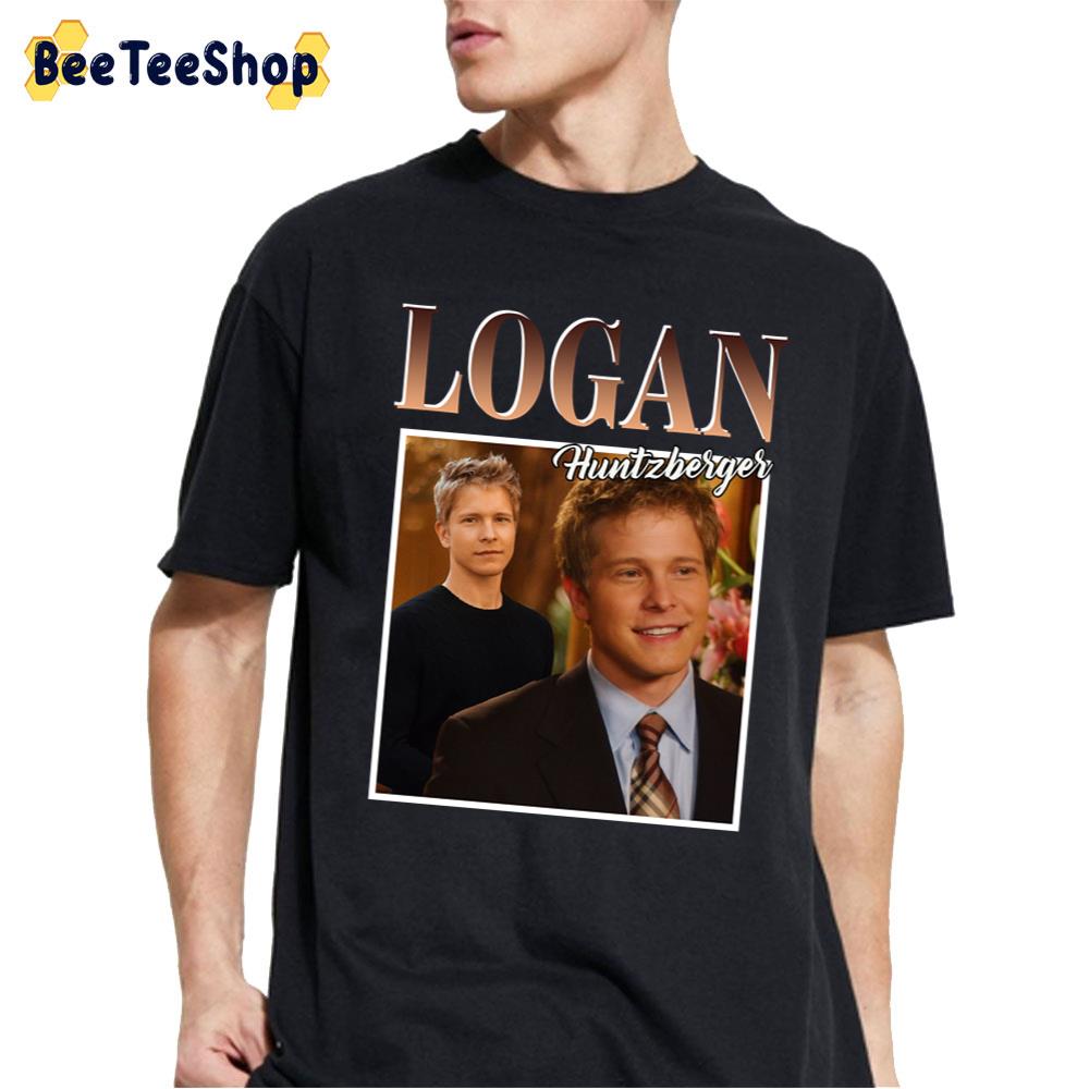90's Retro Art Logan Huntzberhger Unisex T-Shirt 90's Retro Art Logan Huntzberhger Unisex T-Shirt