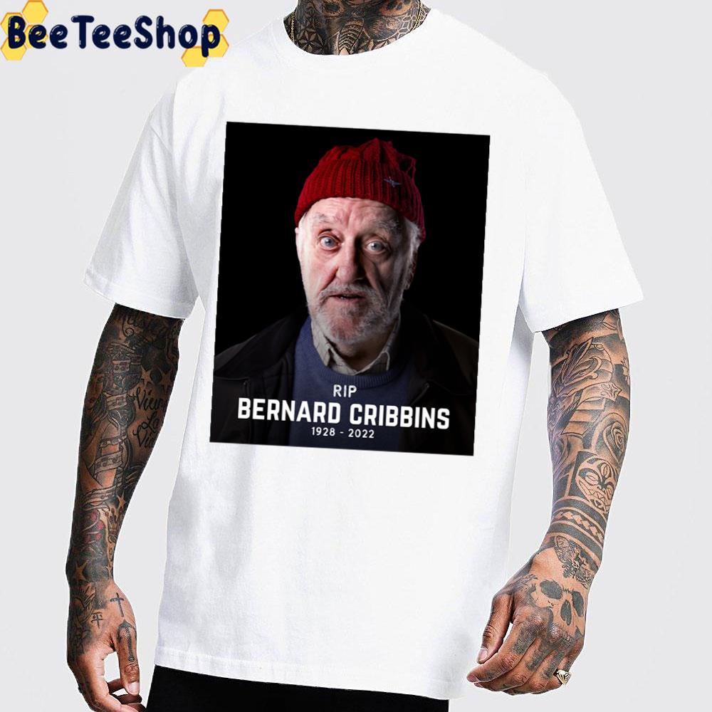 Bernard Cribbins 1928 2022 Unisex T-Shirt Bernard Cribbins 1928 2022 Unisex T-Shirt