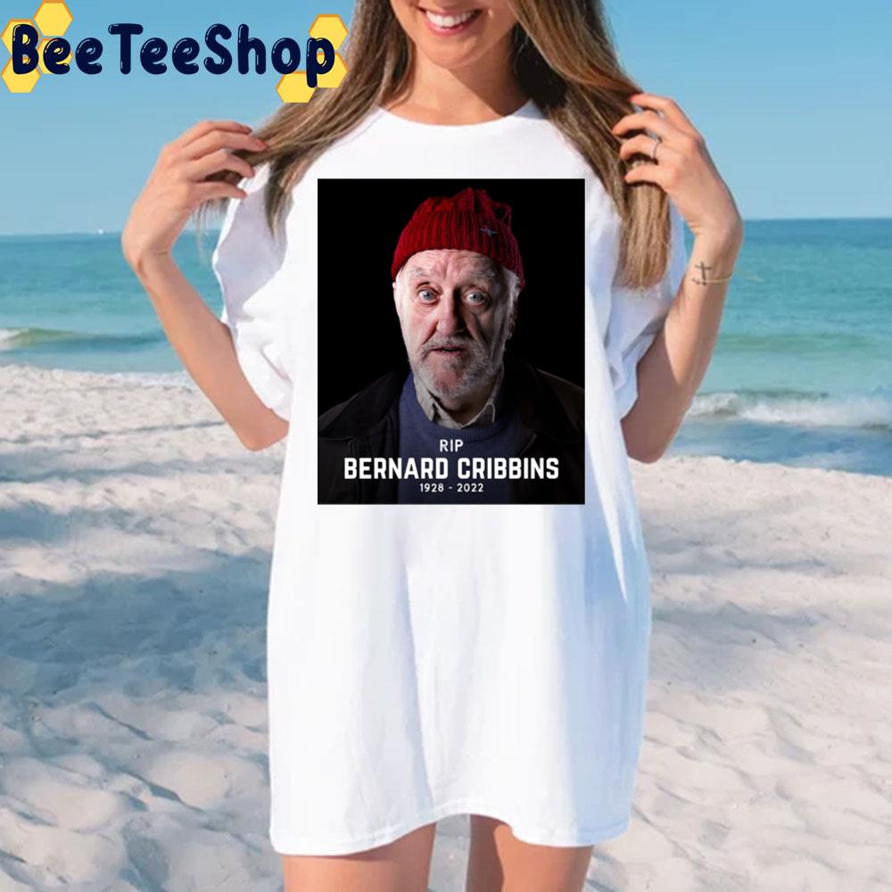Bernard Cribbins 1928 2022 Unisex T-Shirt Bernard Cribbins 1928 2022 Unisex T-Shirt