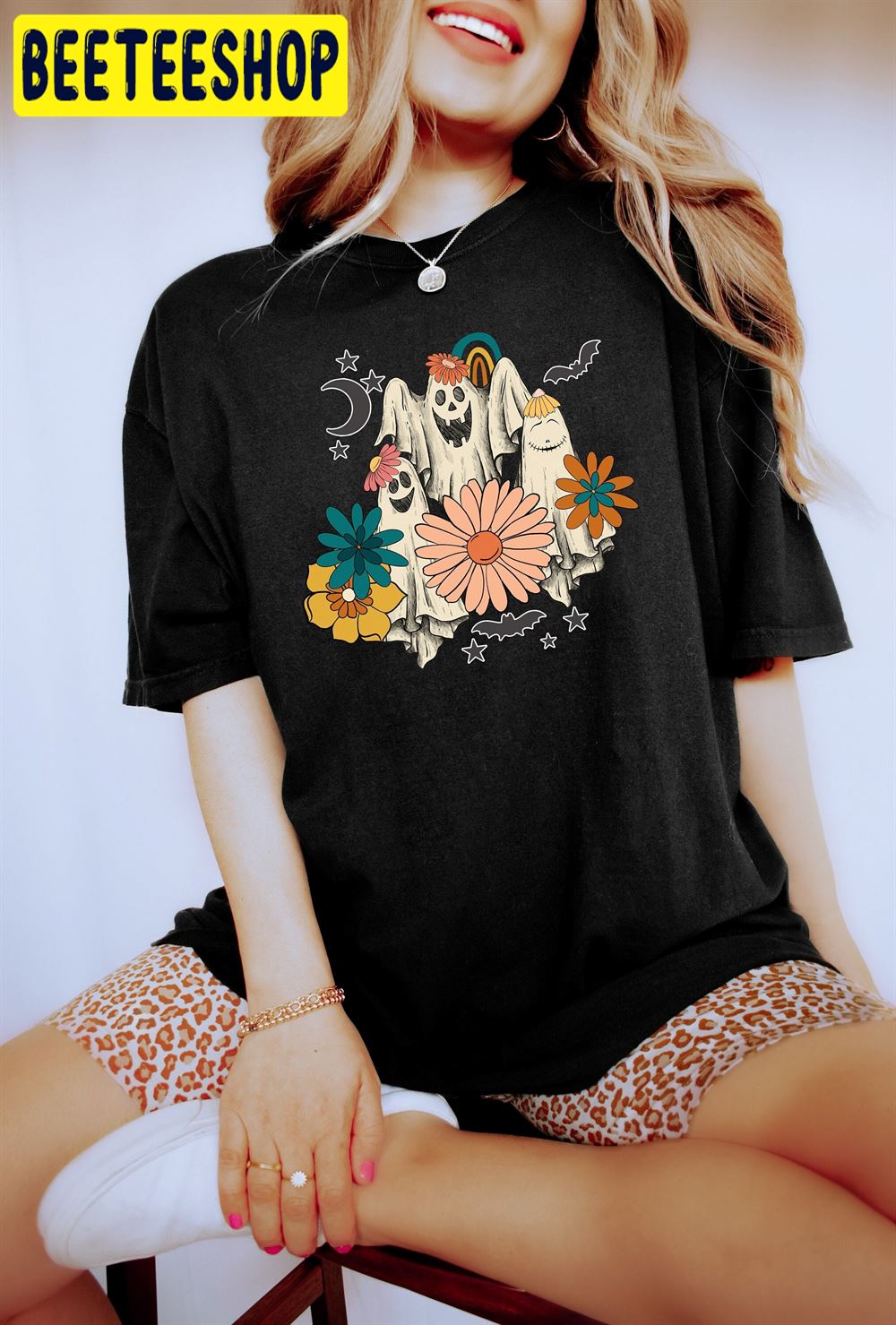 Retro Ghost Flower Halloween Trending Unisex T-Shirt Retro Ghost Flower Halloween Trending Unisex T-Shirt